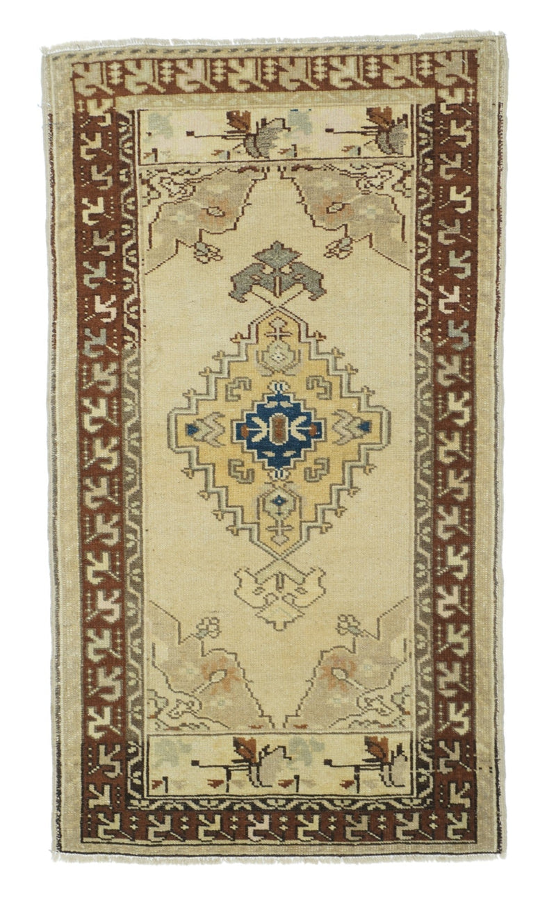 Turkish Rug 2'5'' x 4'5''