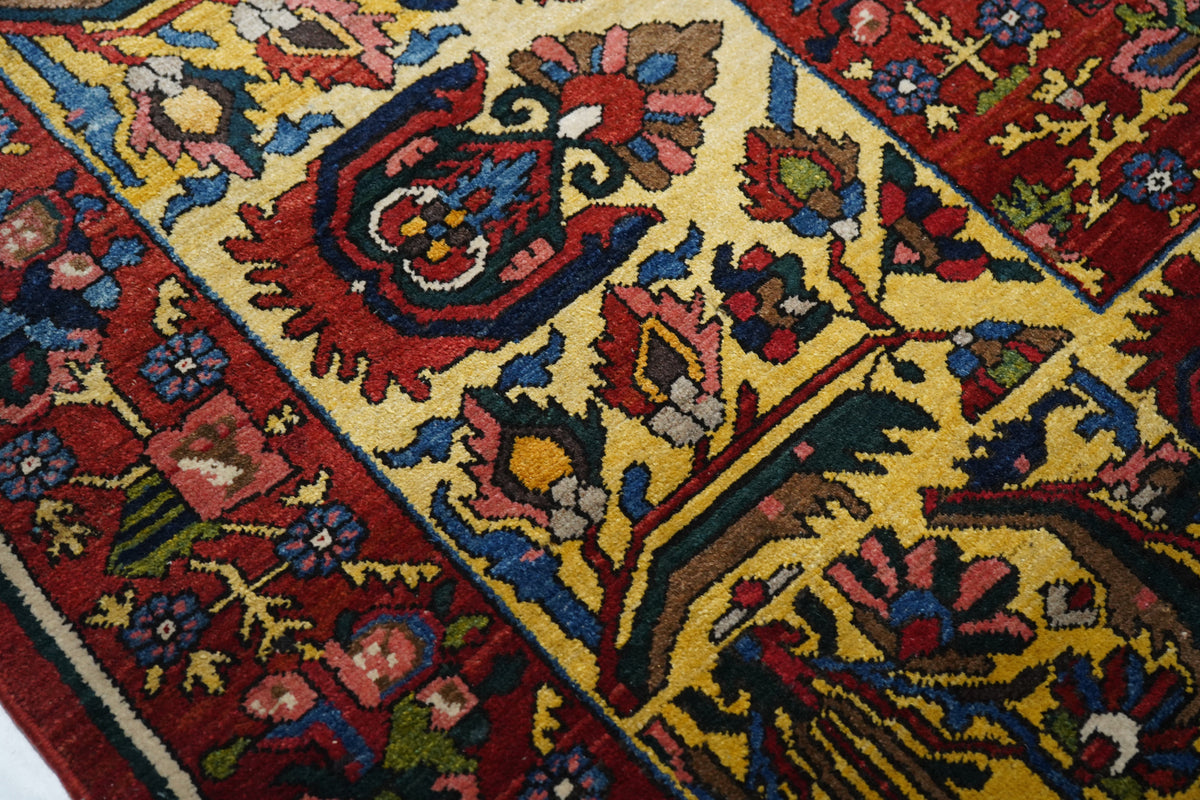 Fine Vintage Bakhtiari Rug 12'10'' x 18'8''