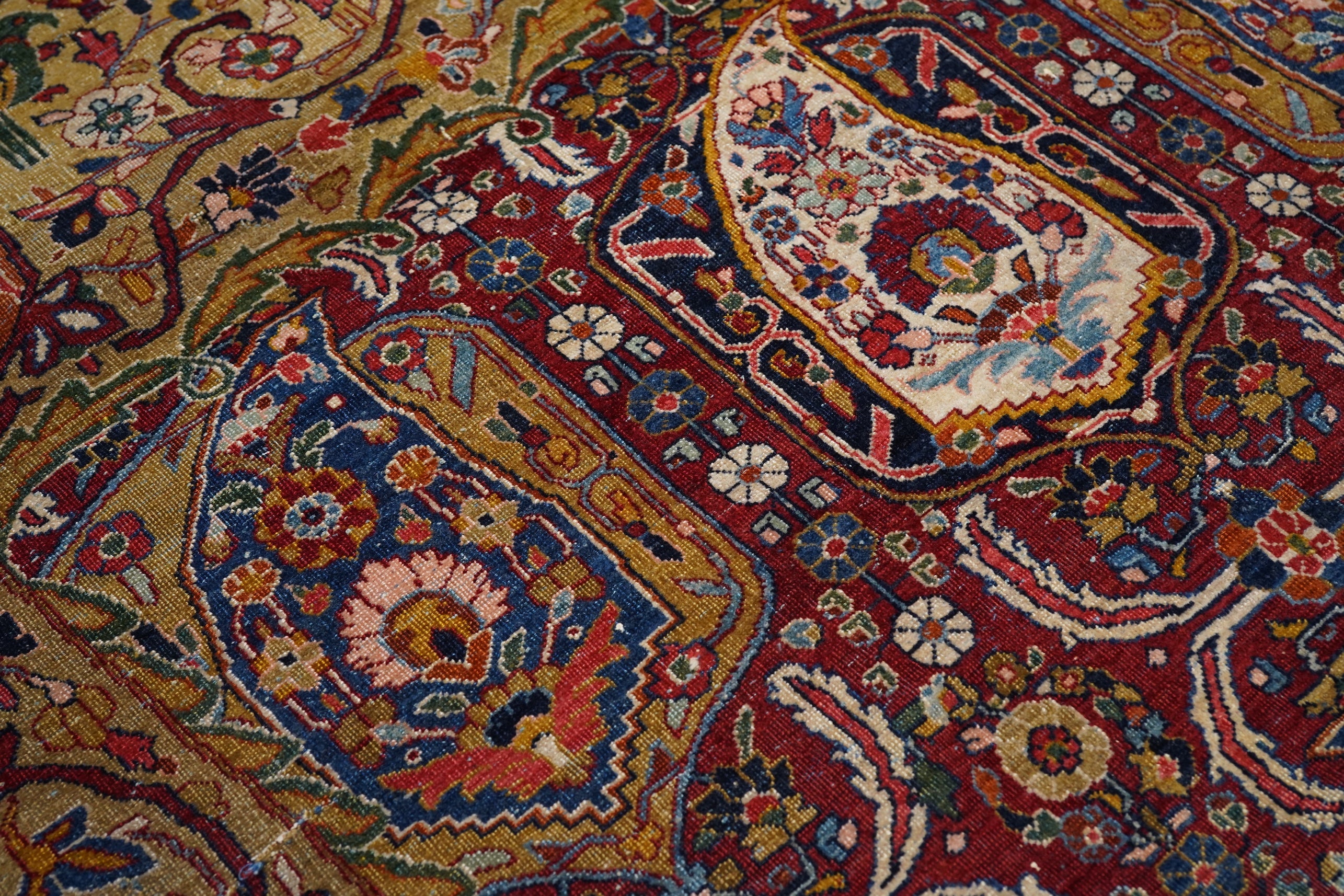 Vintage  Sarouk Rug 11' 10'' x 17' 6''