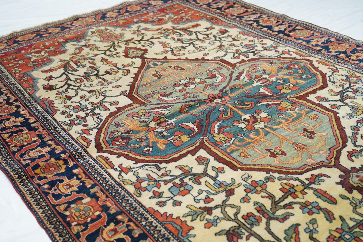 Antique Farahan Sarouk Rug 4'3'' x 6'7''