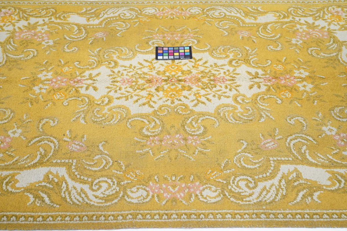 Vintage Savonnerie Rug 4'7'' x 6'6''