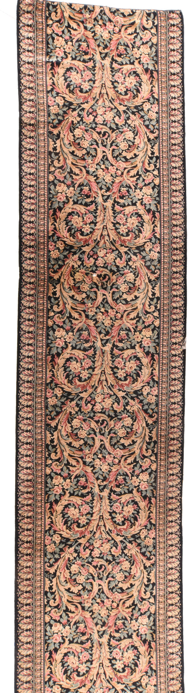 Savonnerie Design Rug 4'0