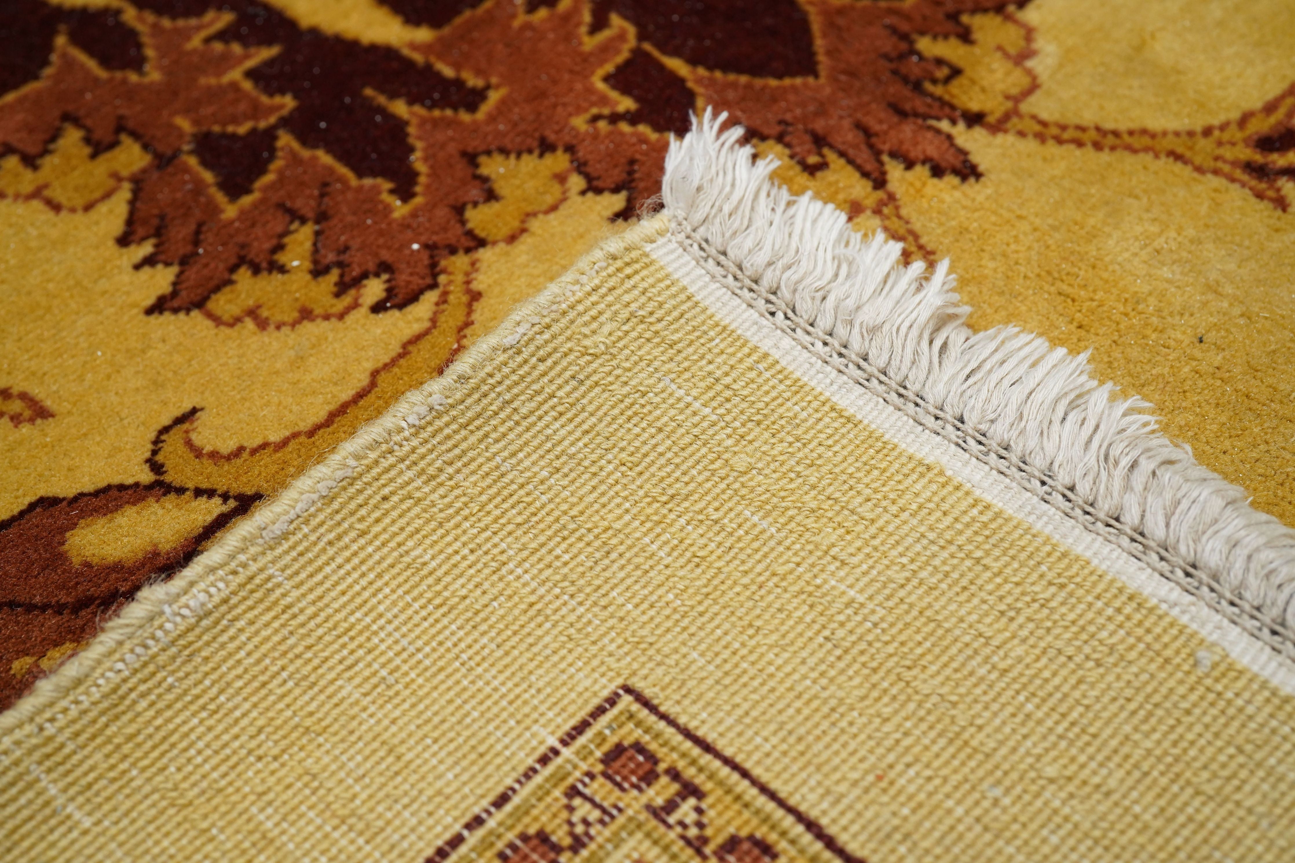 Tabriz Rug 9'11'' x 13'7''