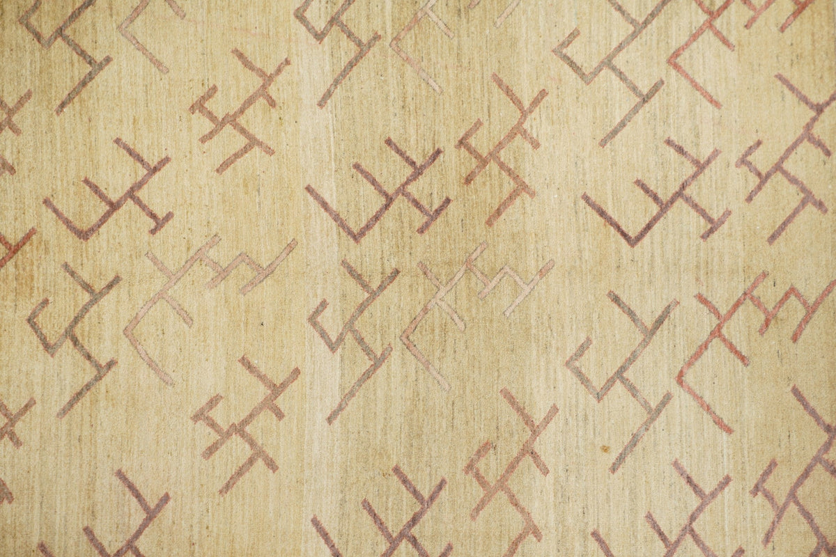 Vintage Ivory Gabbeh Tribal Rug 4'2'' x 6'0"