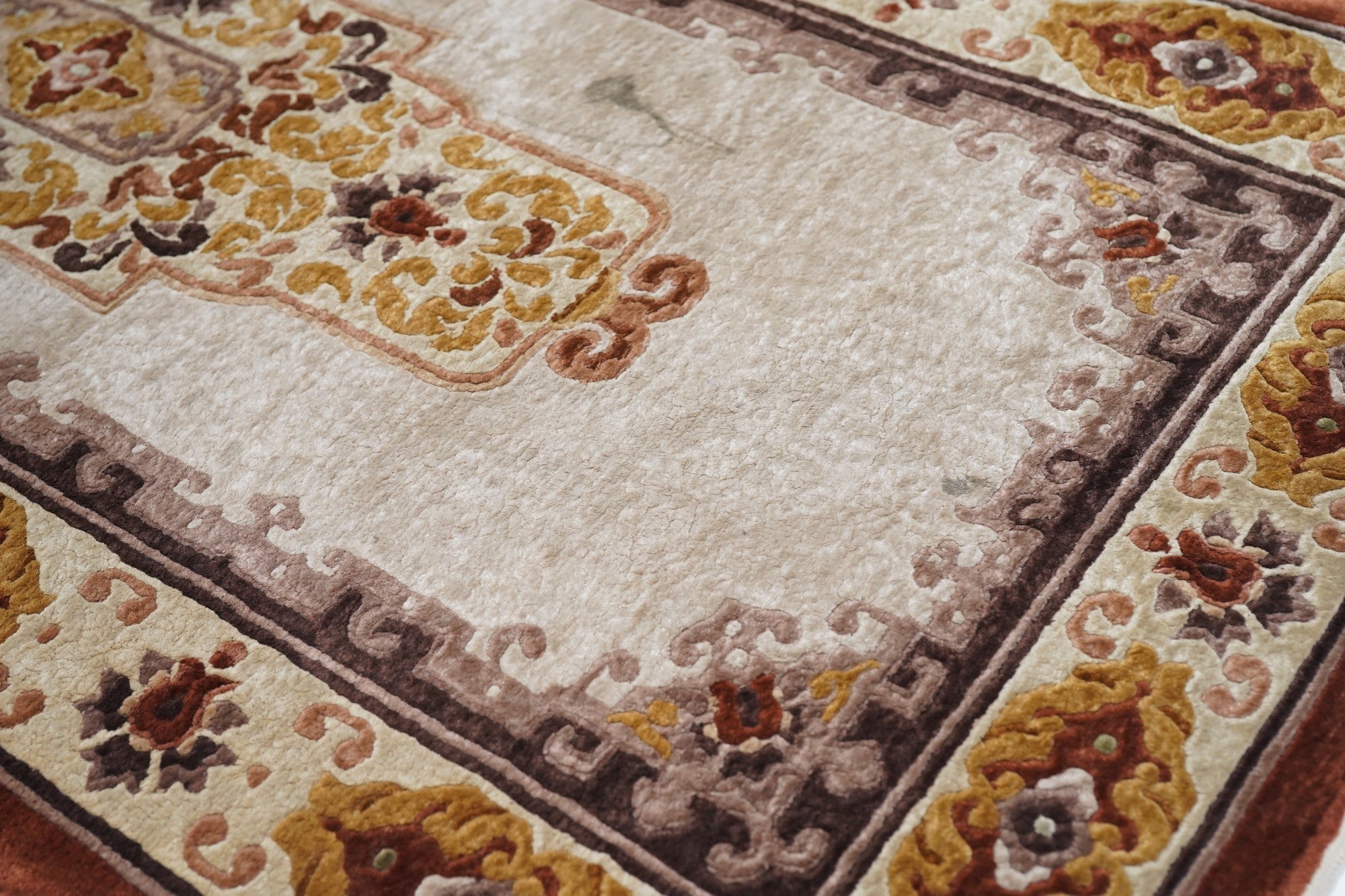 Vintage Chinese Silk Rug 2'3'' x 4'7''