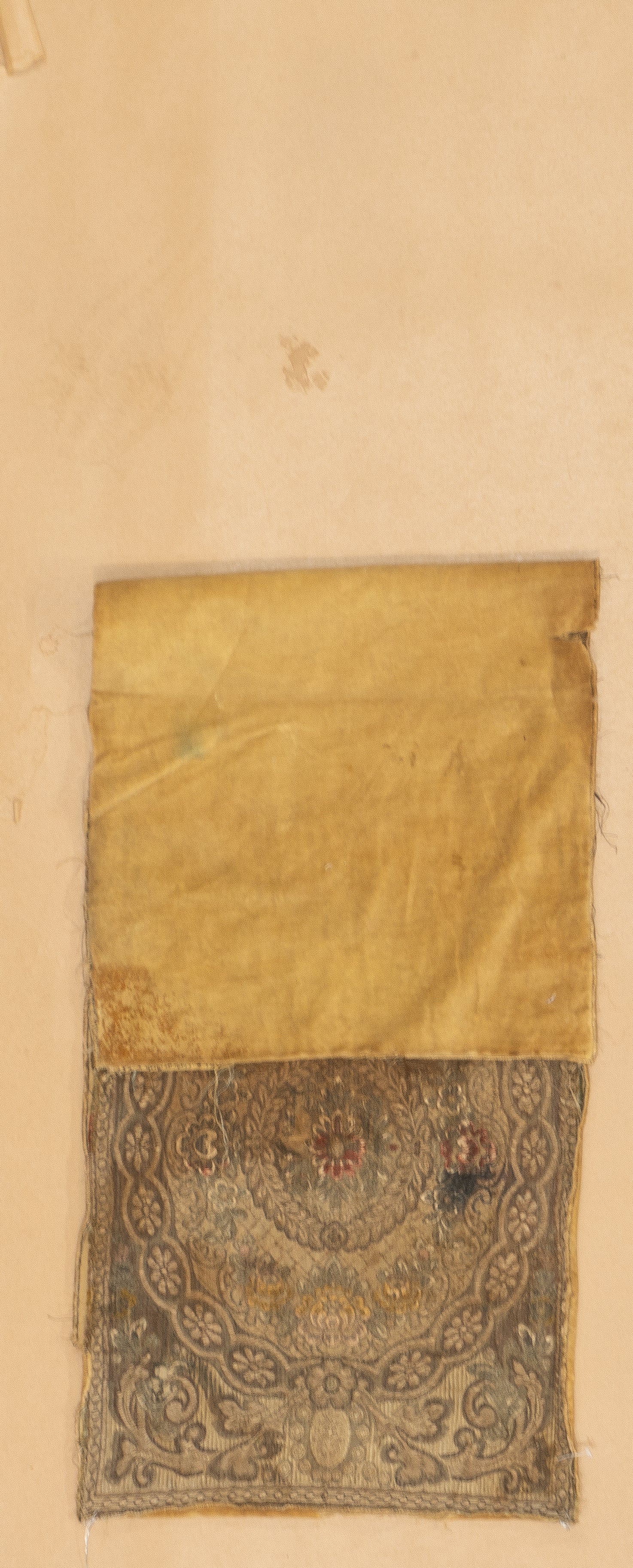 Antique Textile Rug 1'4'' x 3'11''