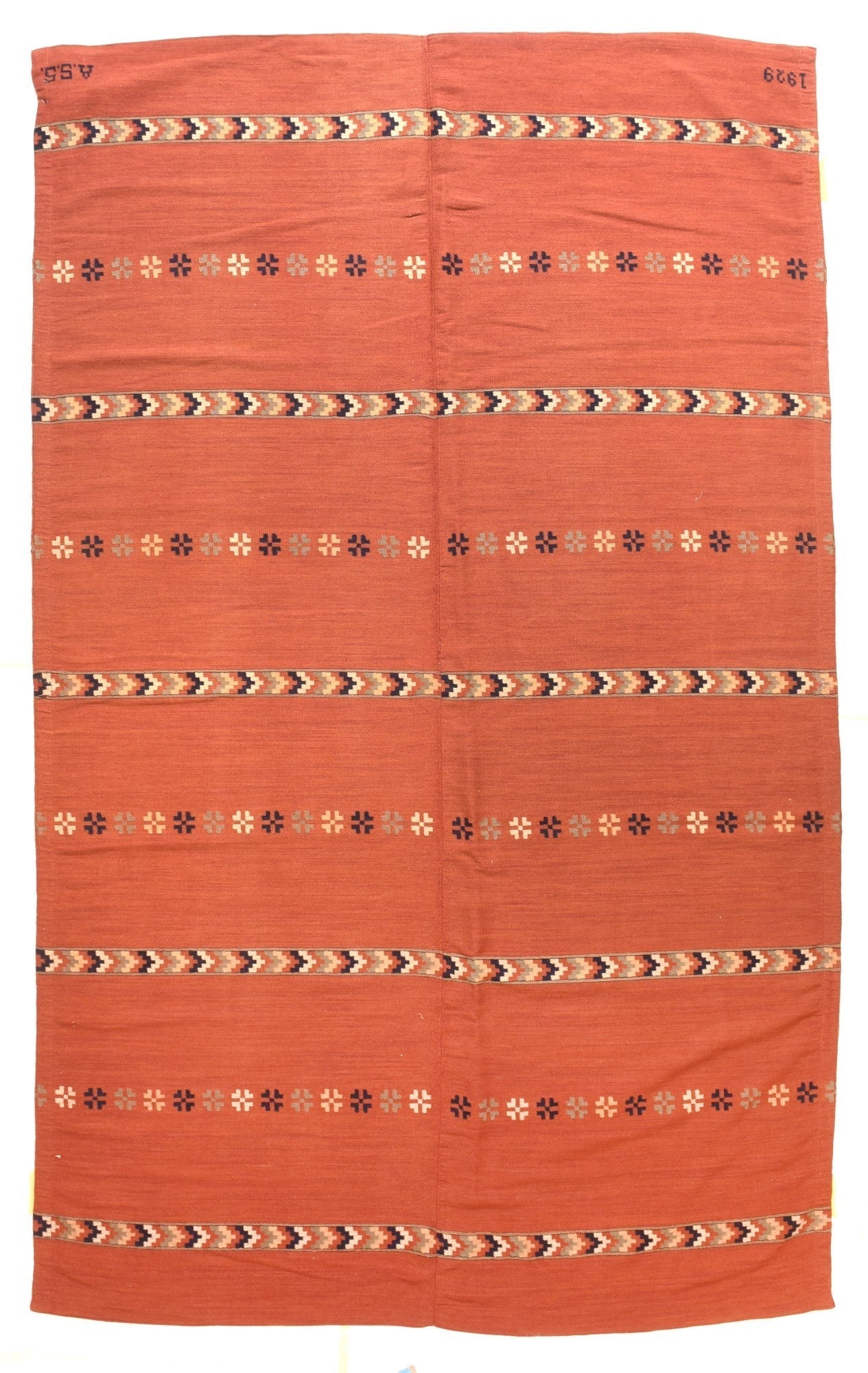 Vintage Swedish Kilim Rug 5'4'' x 6'