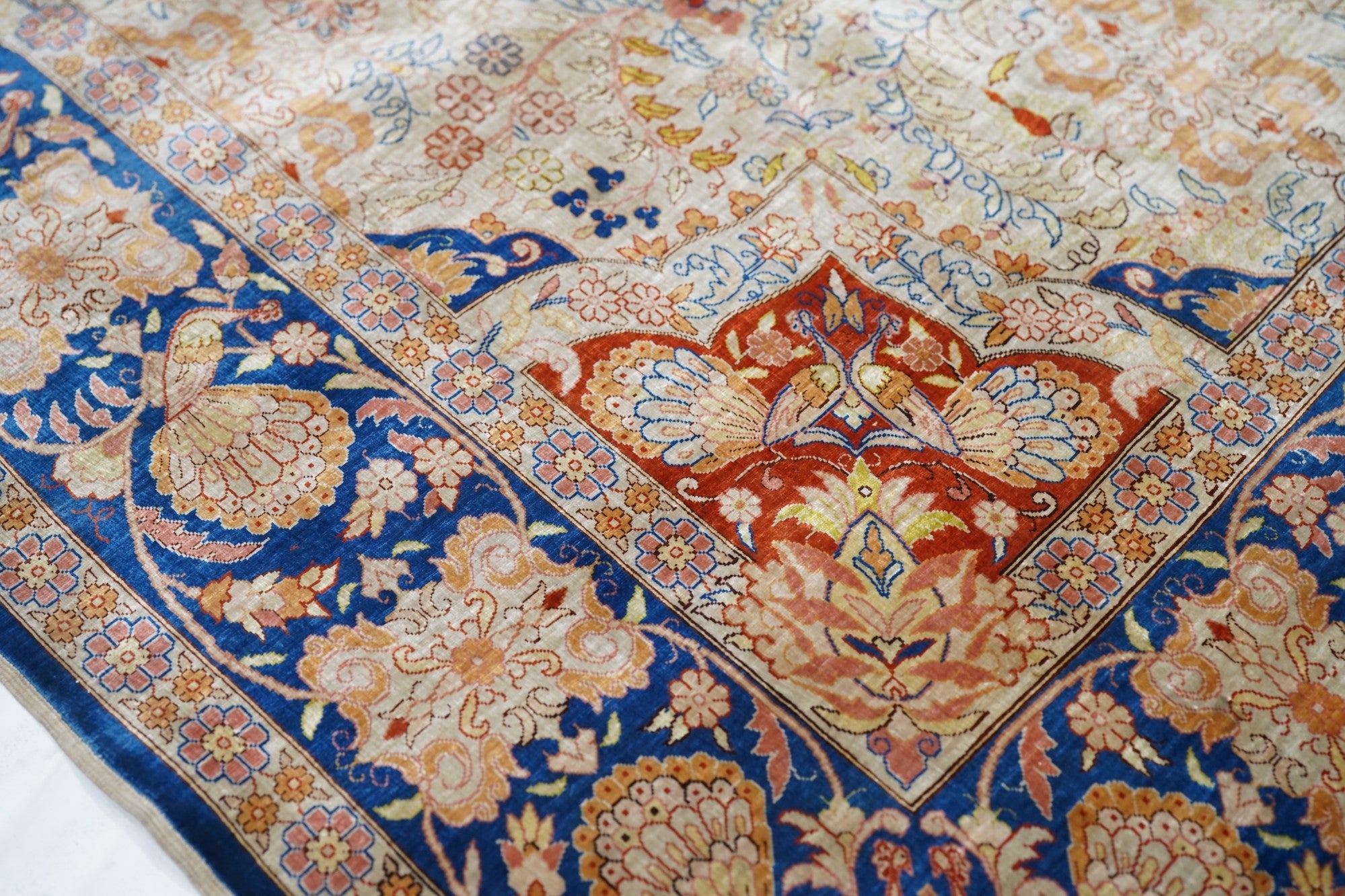 Extremely Fine Antique Silk Hereke Rug Signed by the Master Weaver 2'6'' x 4'1''