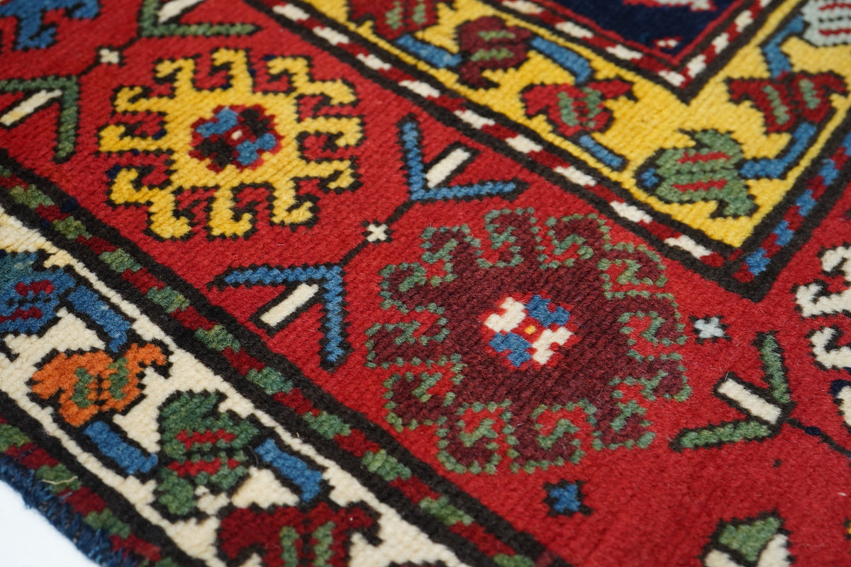 Fine Antique Caucasian Shirvan Rug 3'5'' x 8'9''