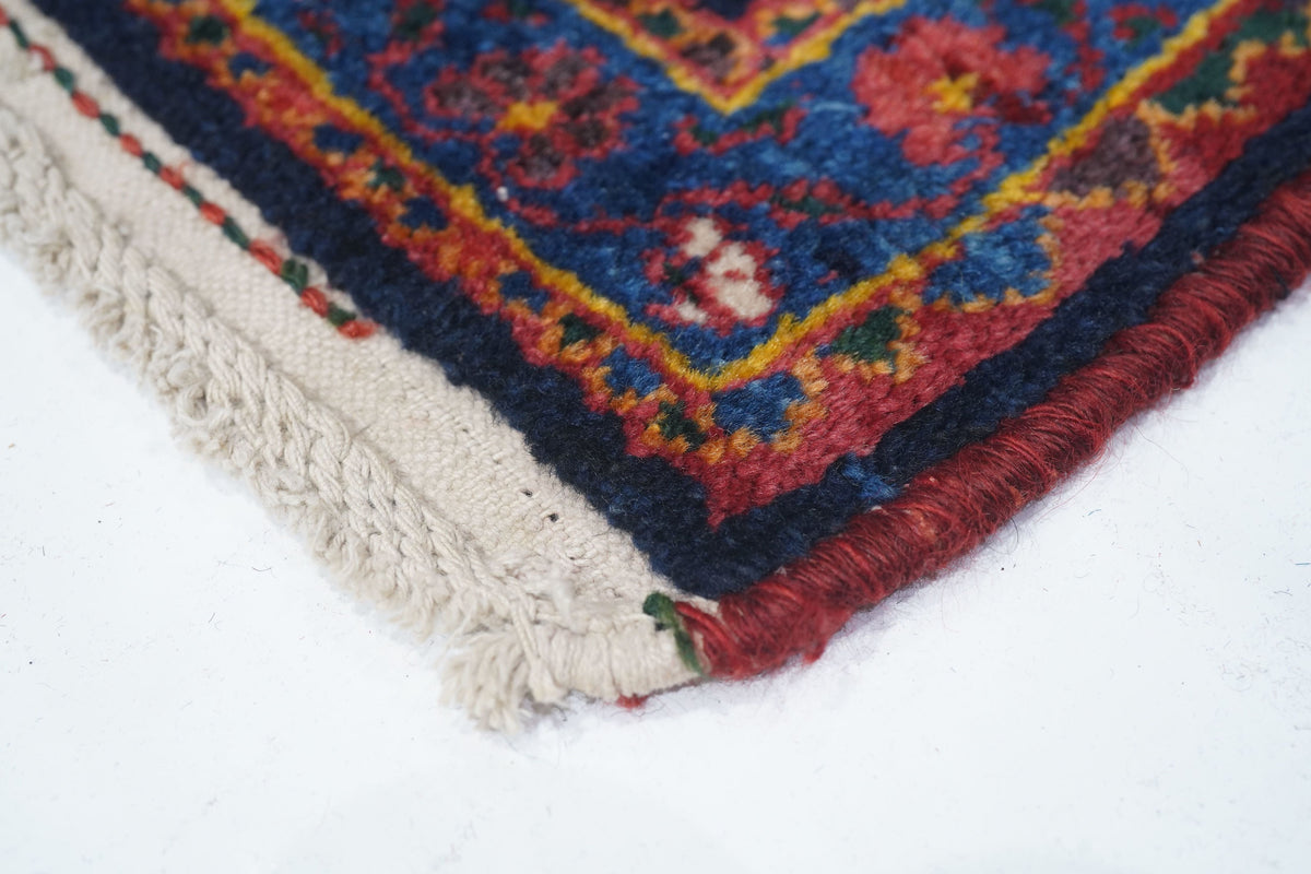 Antique Bakhtiari Rug 5'0'' x 6'4''