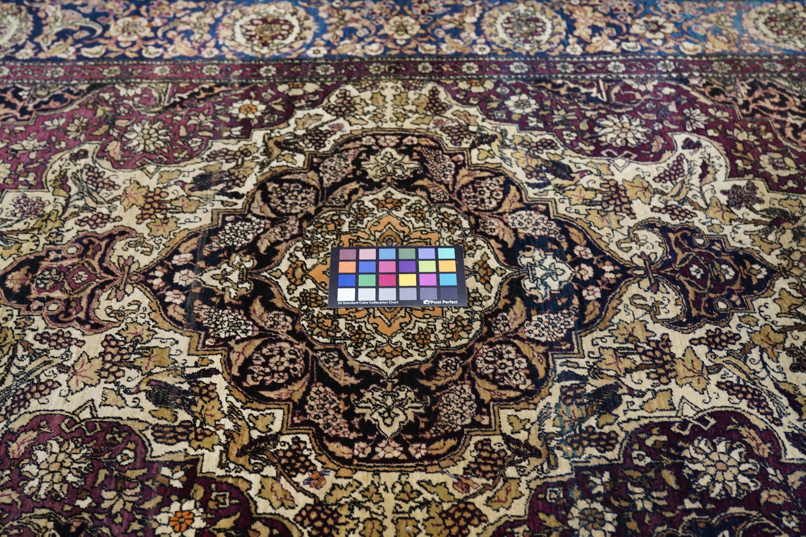 Antique  Tehran Rug 4'7'' x 6'7''