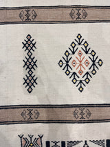 Fine Vintage Moroccan Rug 5'10" x 8' 5"