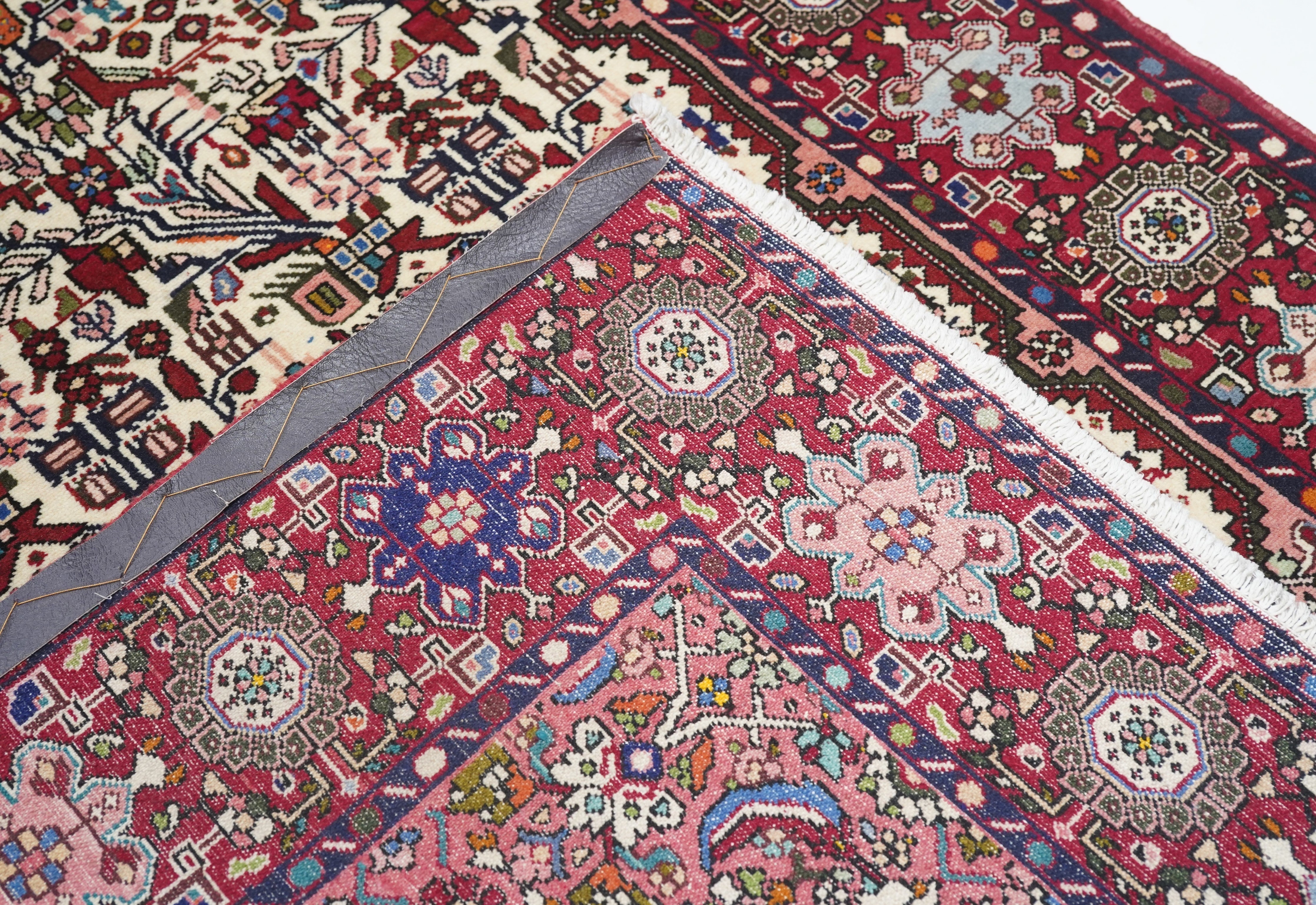 Fine Quashkai Rug 4'3'' x 6'5''