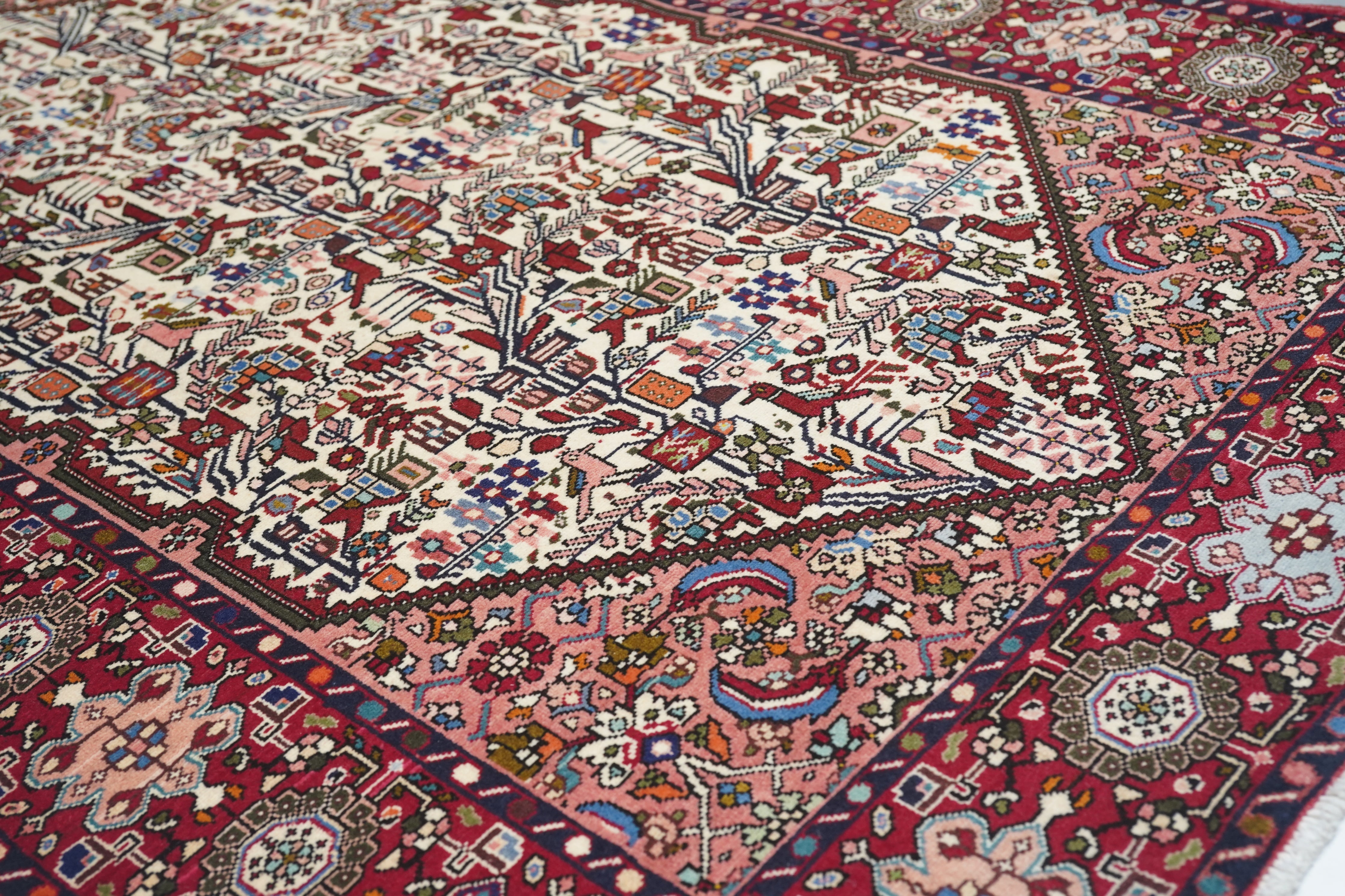 Fine Quashkai Rug 4'3'' x 6'5''