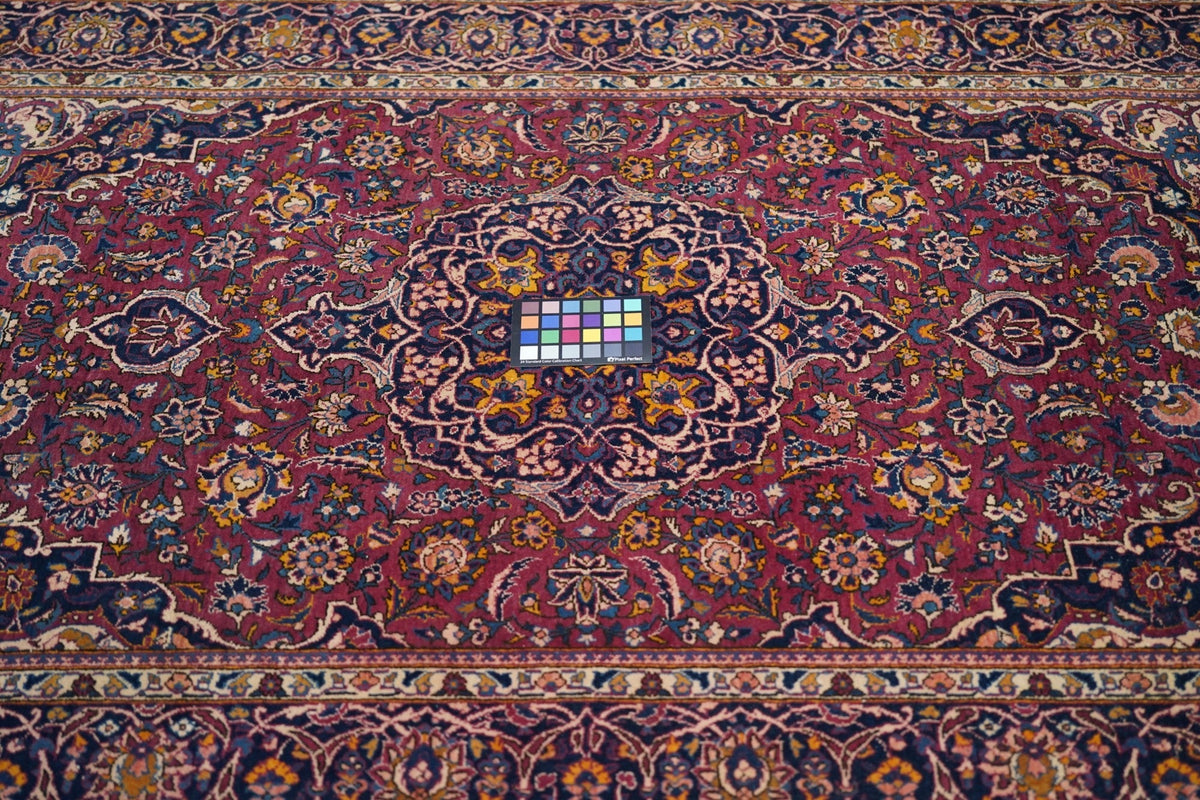 Vintage  Kashan Rug 4'4'' x 6'10''
