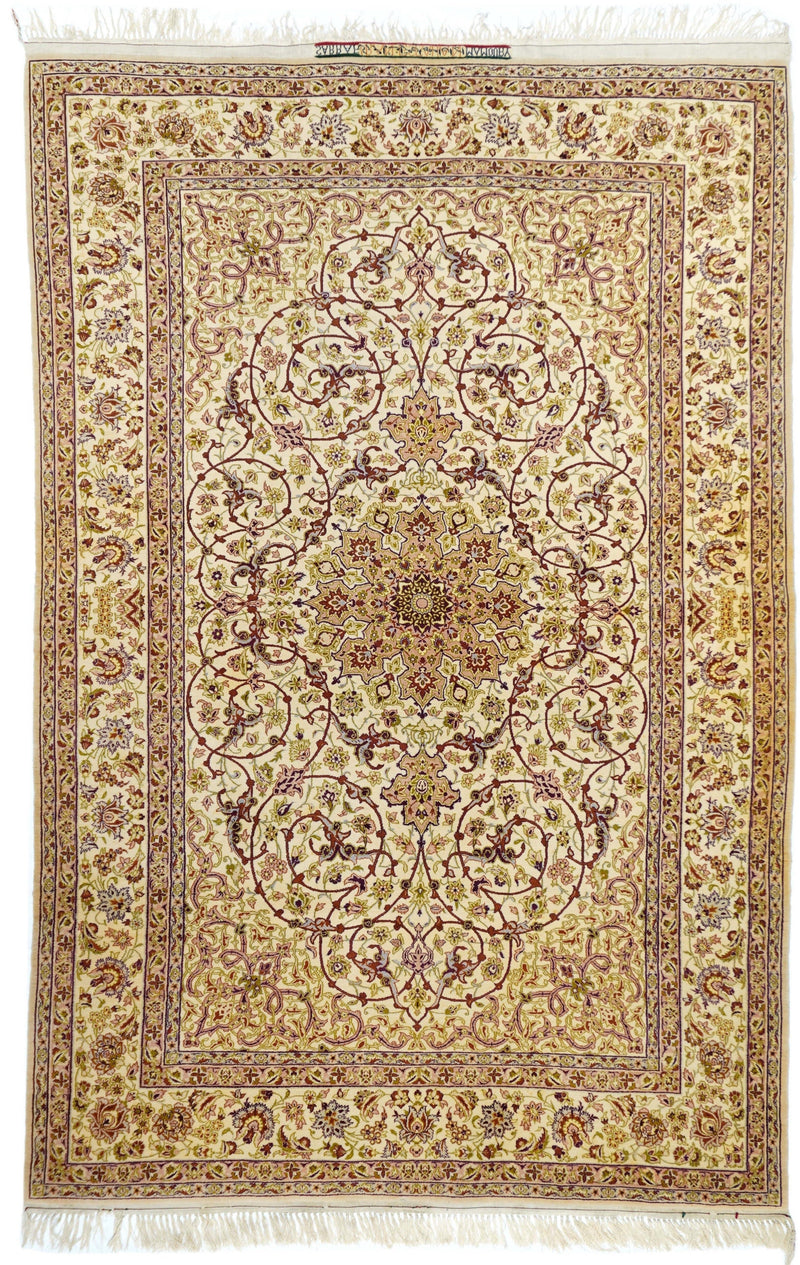 Extremely Fine  Isfahan Wool and Silk. Signed Saraf Mamoury Rug 4'10'' x 7'9''