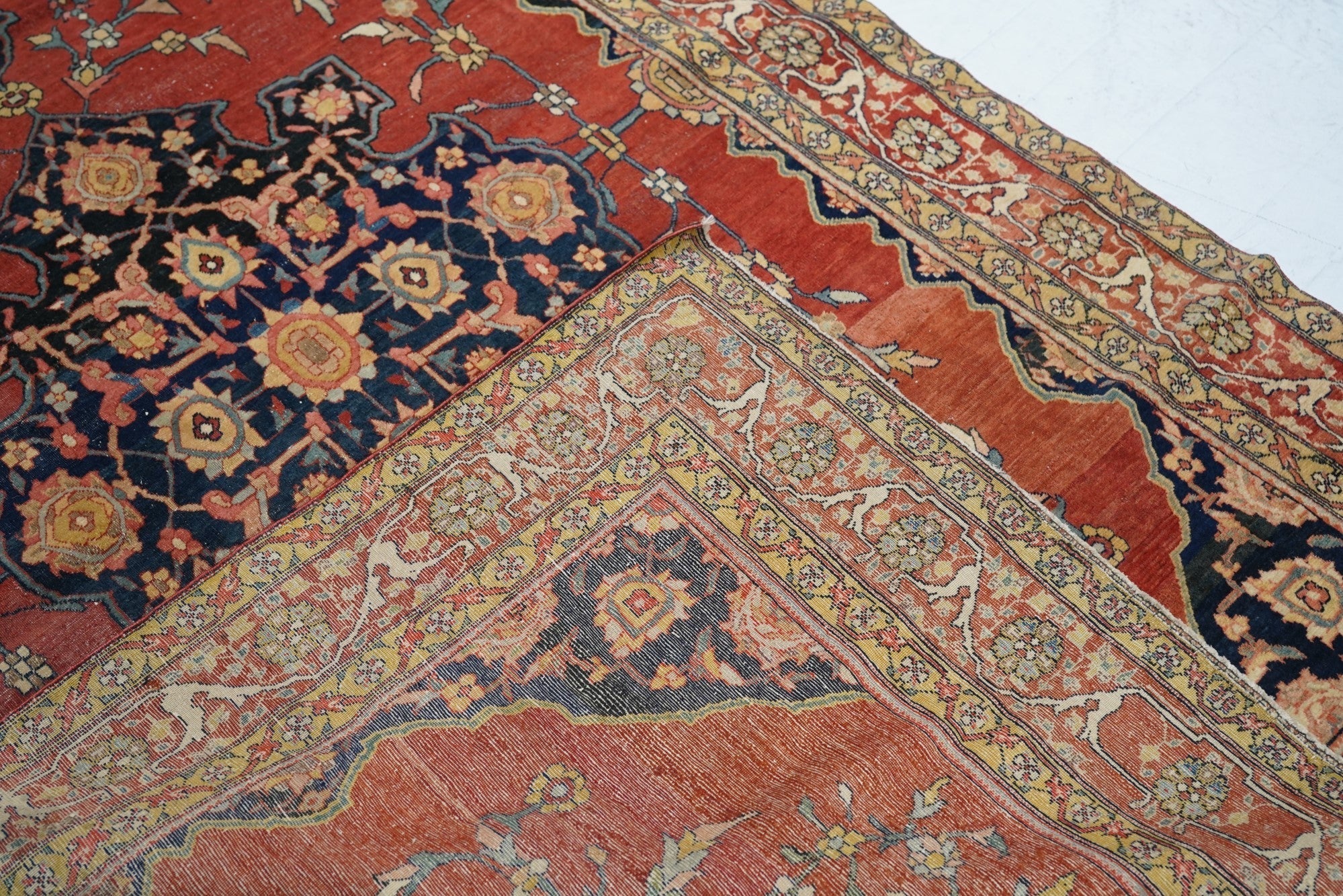 Antique Sarouk Rug 4'2'' x 6'6''
