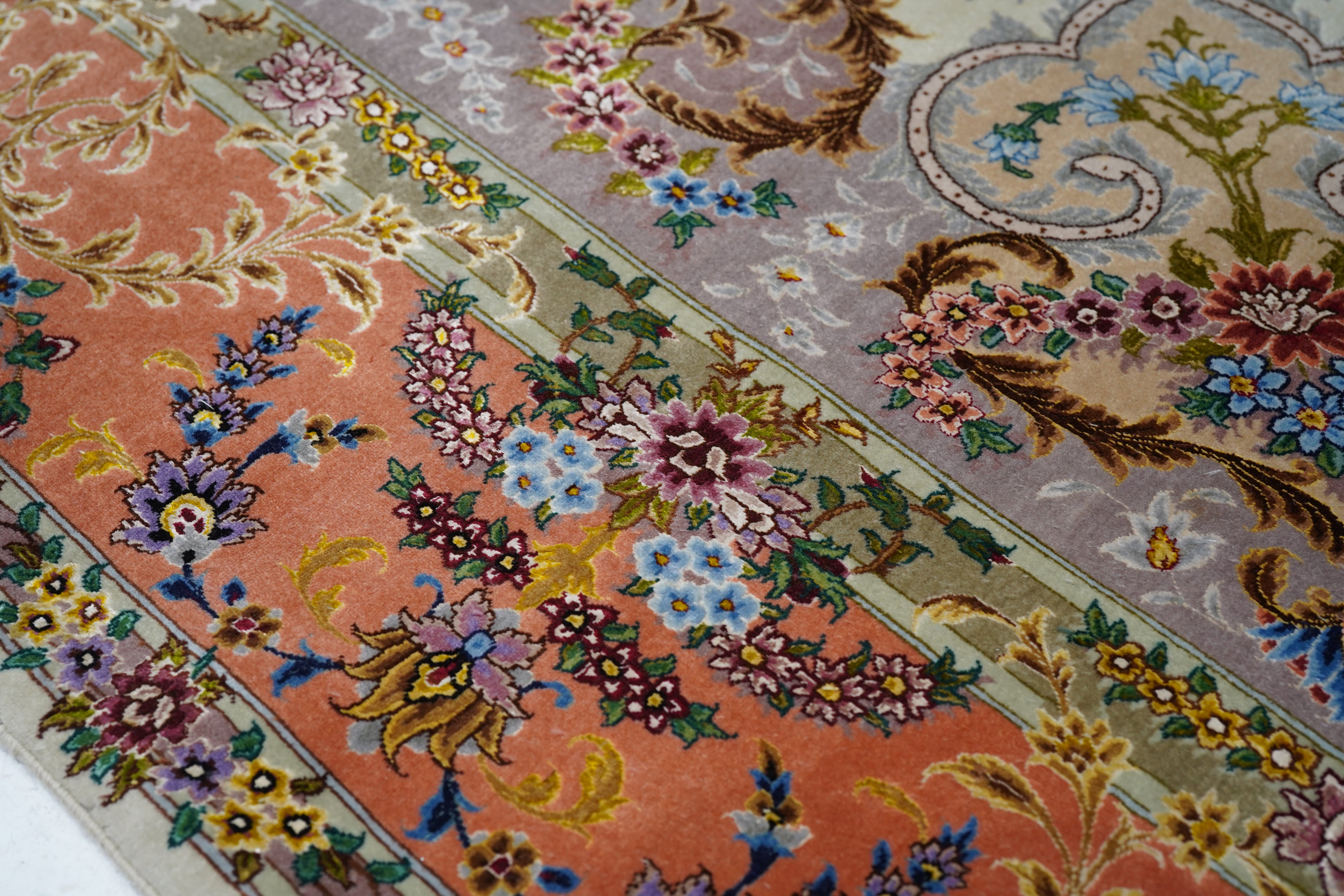 Extremely Fine  Tabriz 70 Raj. Wool and Silk with a Silk foundation Rug 5'3'' x 7'7''