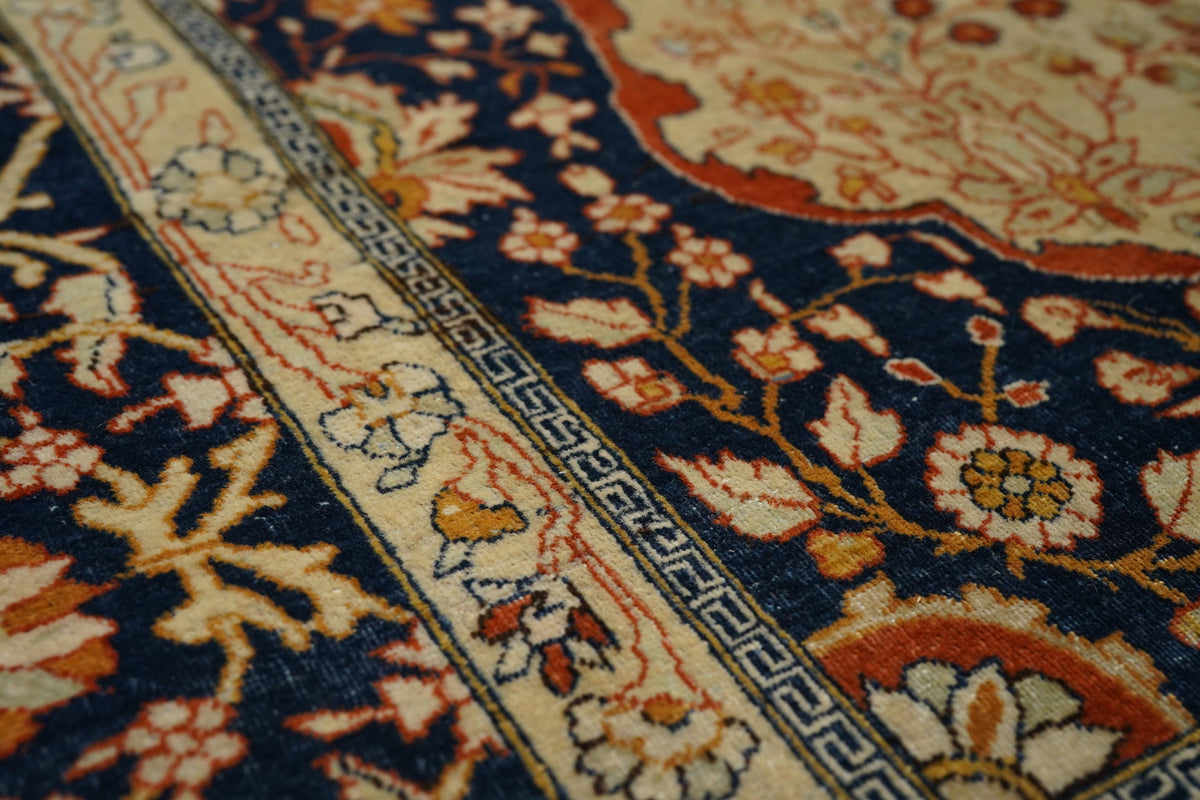 Antique Mohtashem Kashan Rug 4'2'' x 6'8"