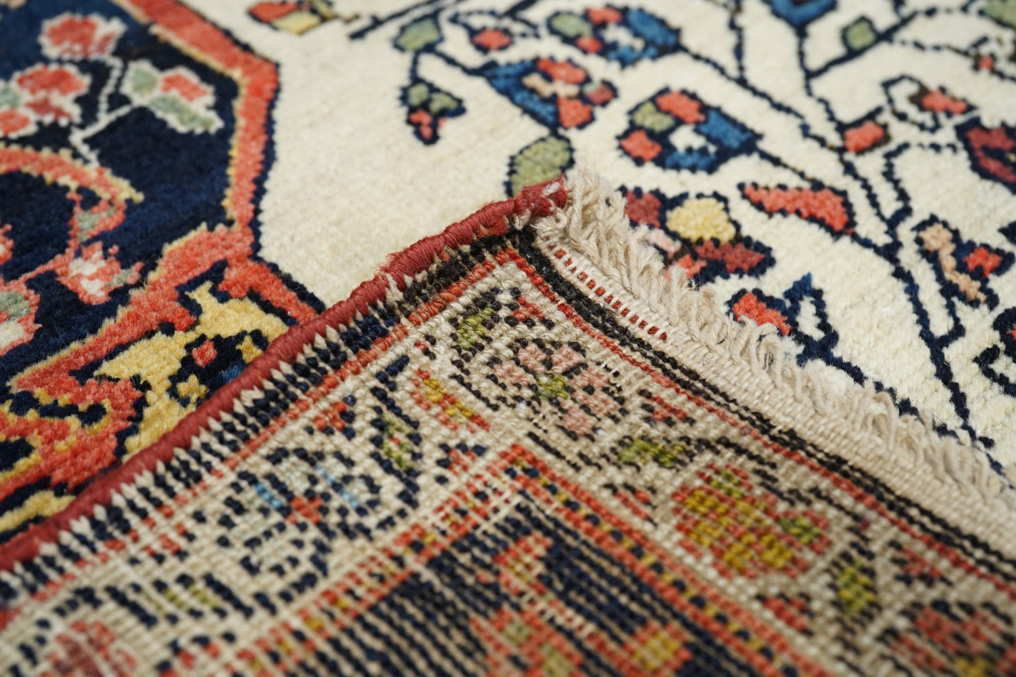 Antique Sarouk Rug 4'3" x 6'10"