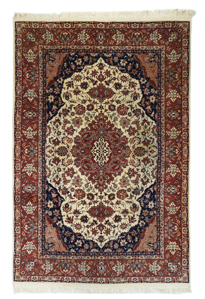 Rug 6'0'' x 9'0''