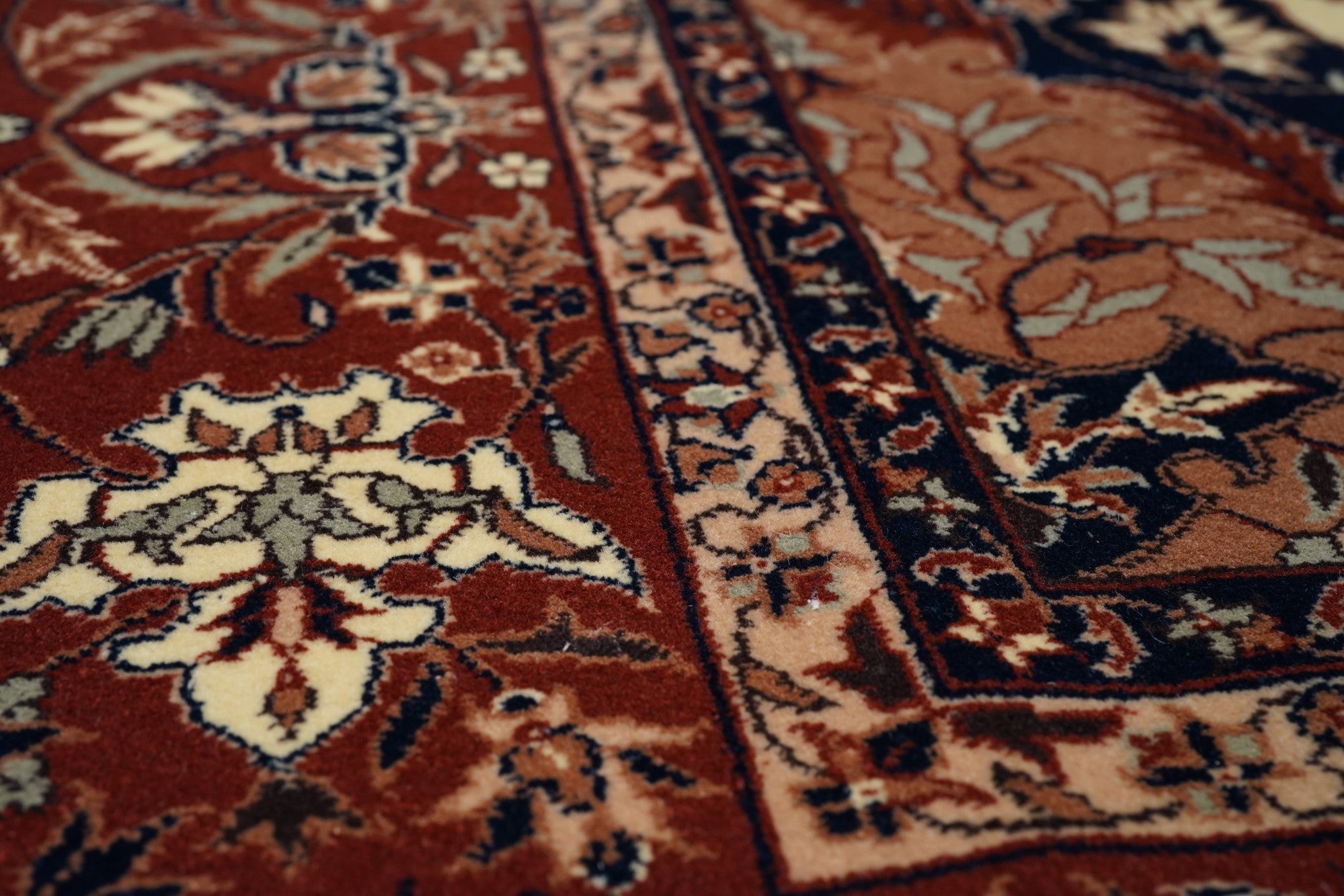 Rug 6'0'' x 9'0''