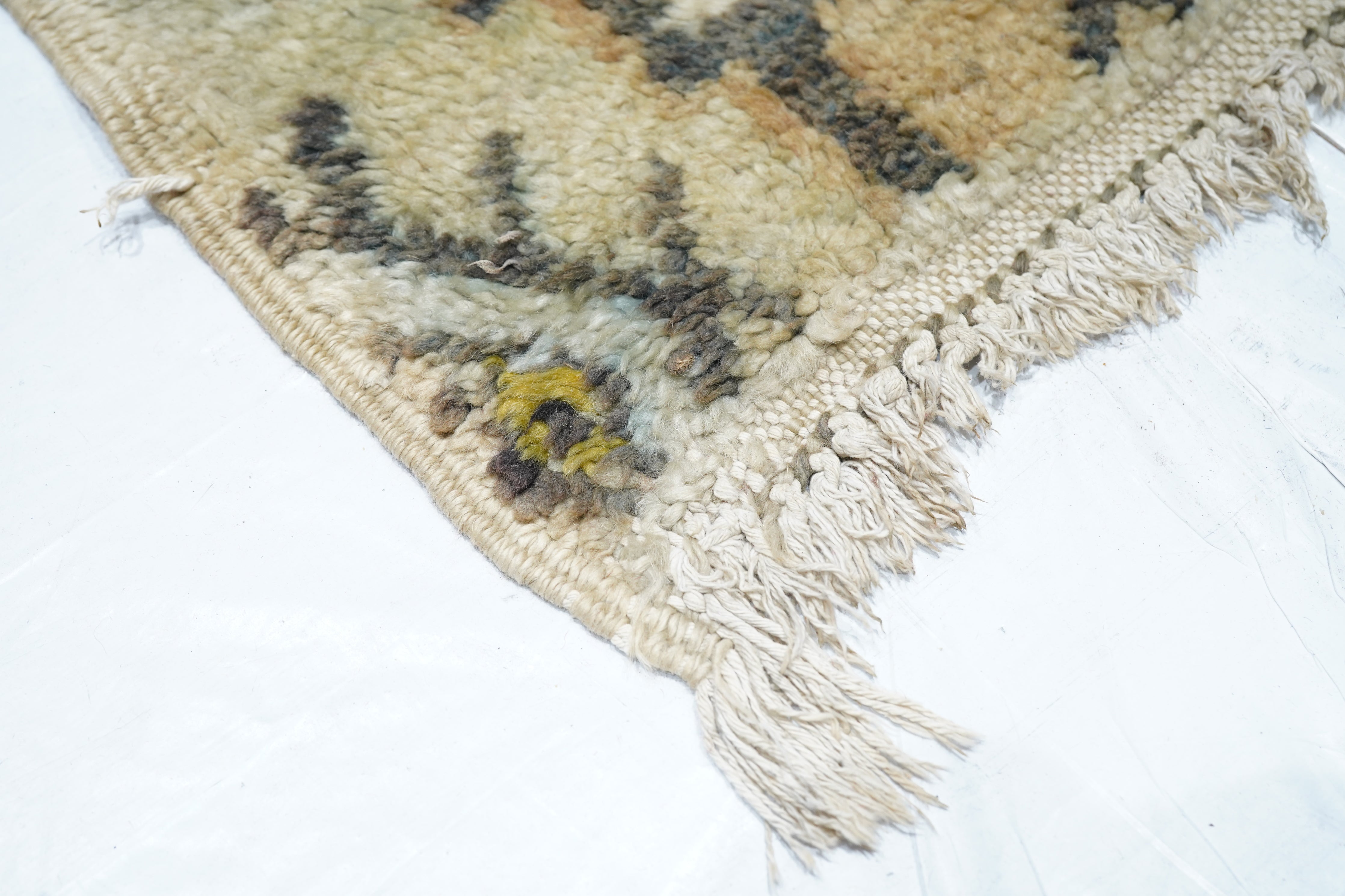 Vintage Moroccan Rug 5'4'' x 7'2''