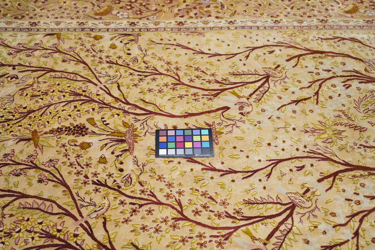 Extremely Fine  Isfahan Wool and Silk Rug 5'1'' x 7'7''