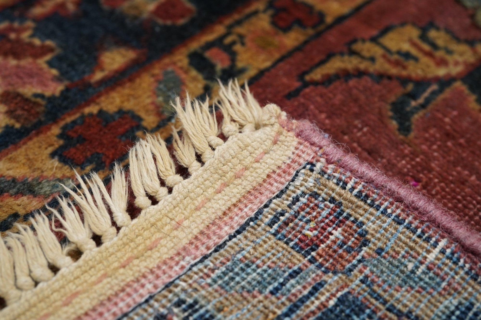 Antique Sarouk Rug 2'6'' x 5'