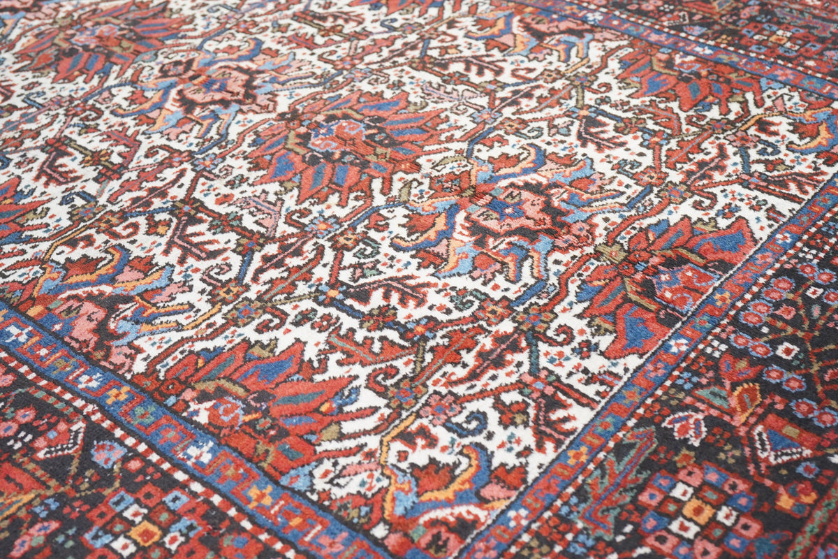 Vintage Karaje Heriz Rug 4'10'' x 6'2''