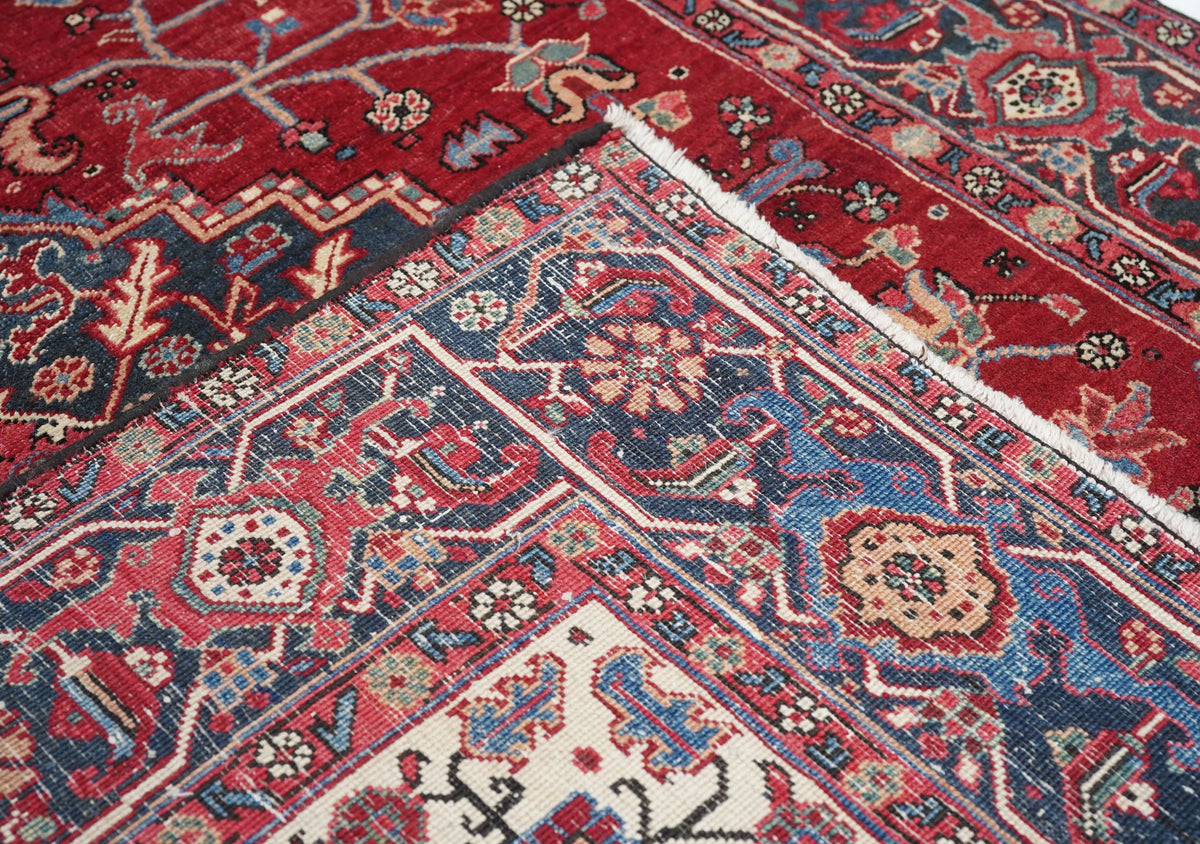 Vintage Heriz Serapi Rug 5'0'' x 6'10''