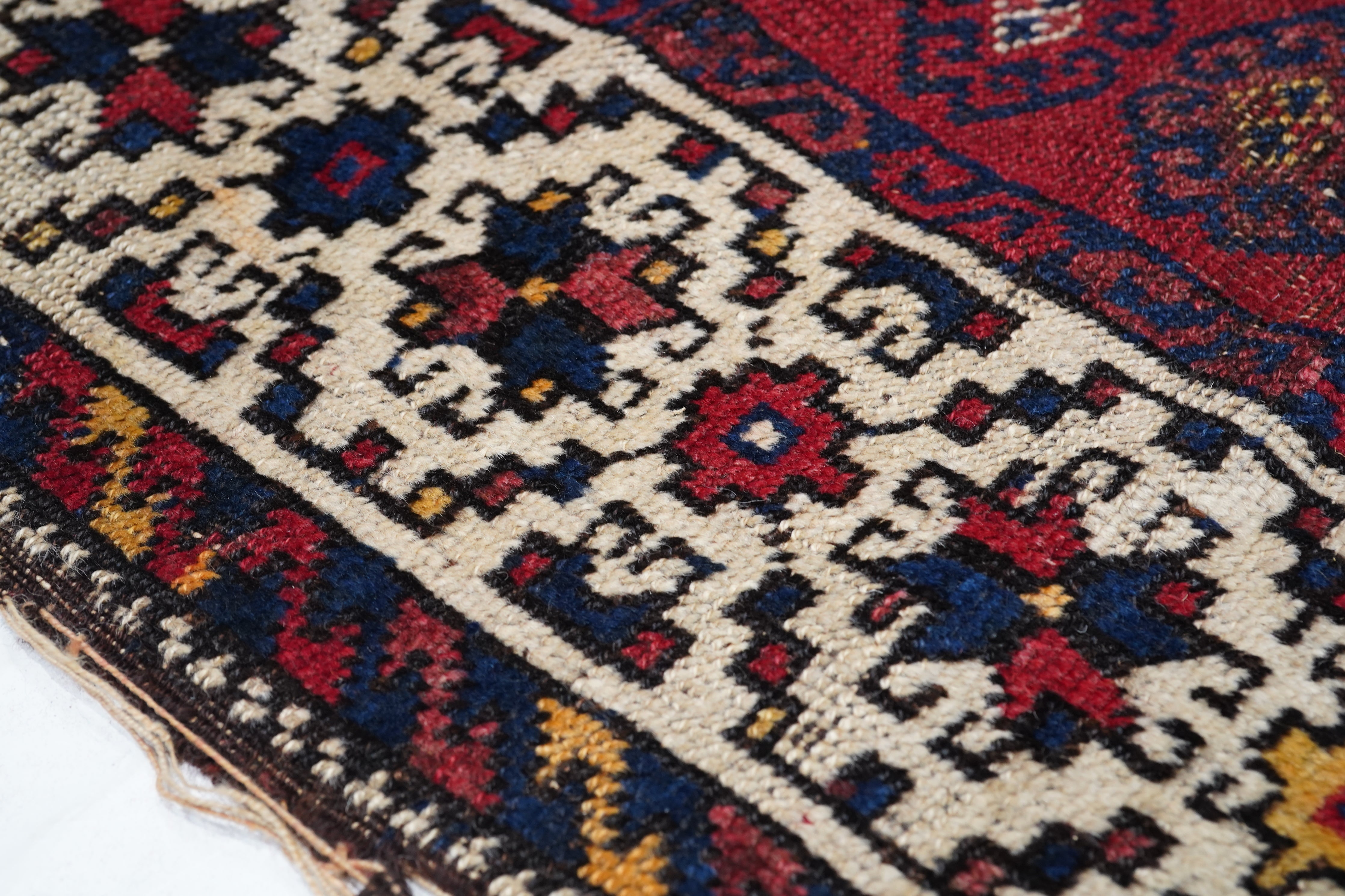 Antique Qashqai Rug 4'3'' x 9'5''