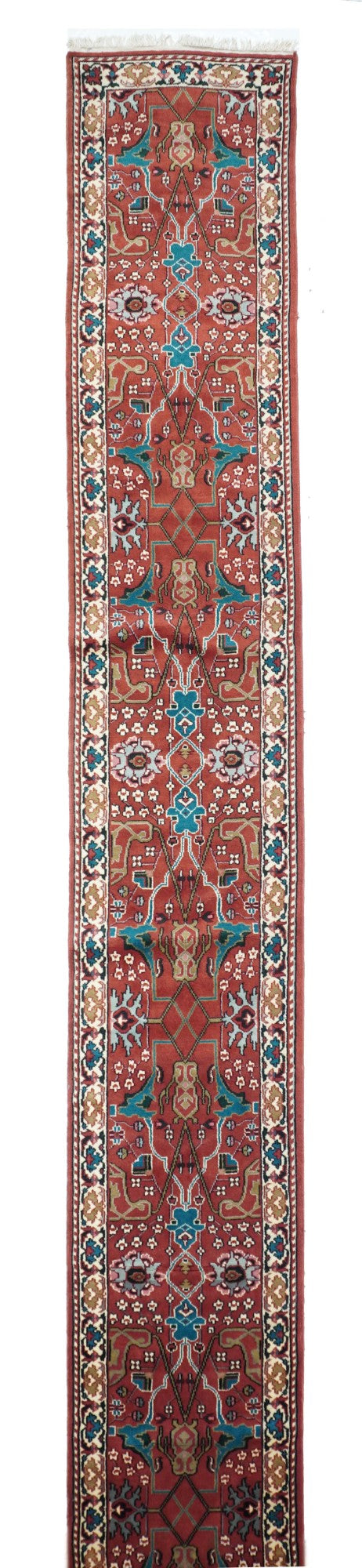 Heriz Runner 2'5'' x 19'8''