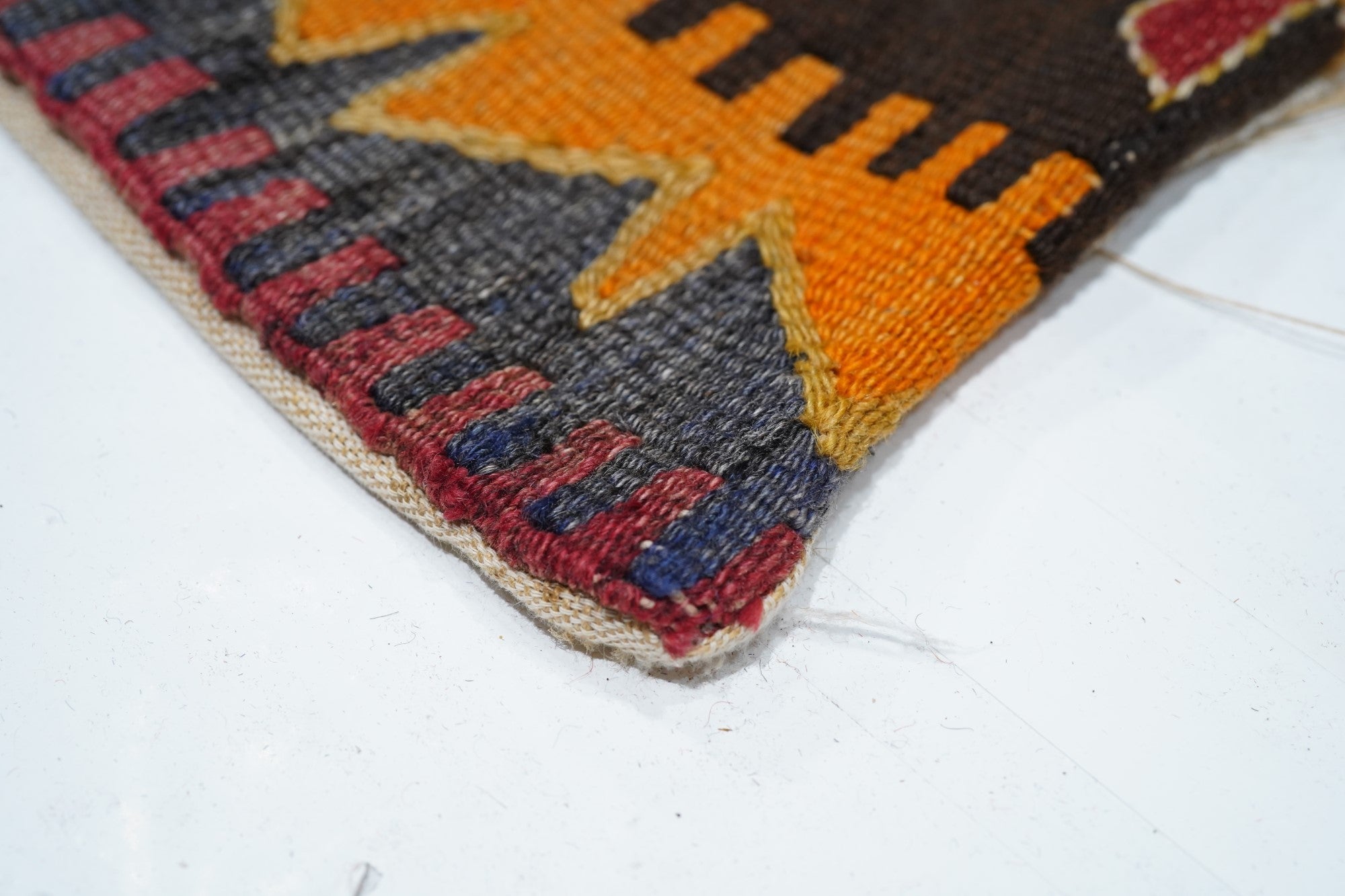 Vintage Kilim Rug 2'5" x 2'5"