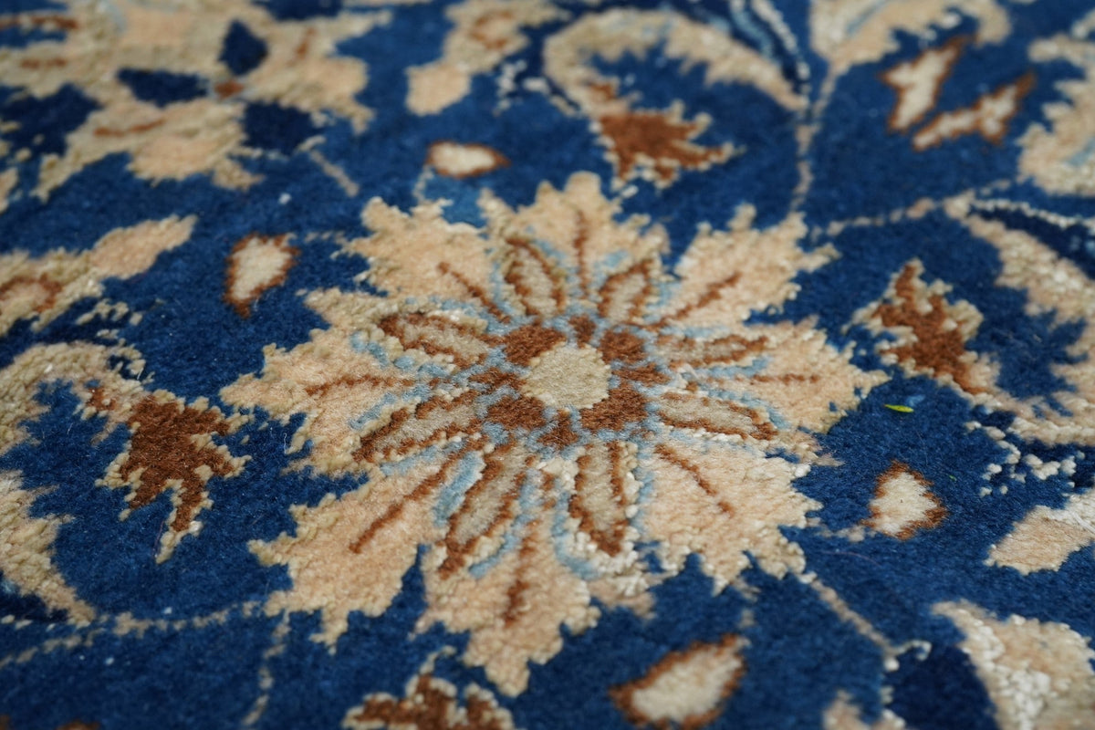 Extremely Fine  Nain HabibianRrug Wool & Silk 8'3'' x 11'9''