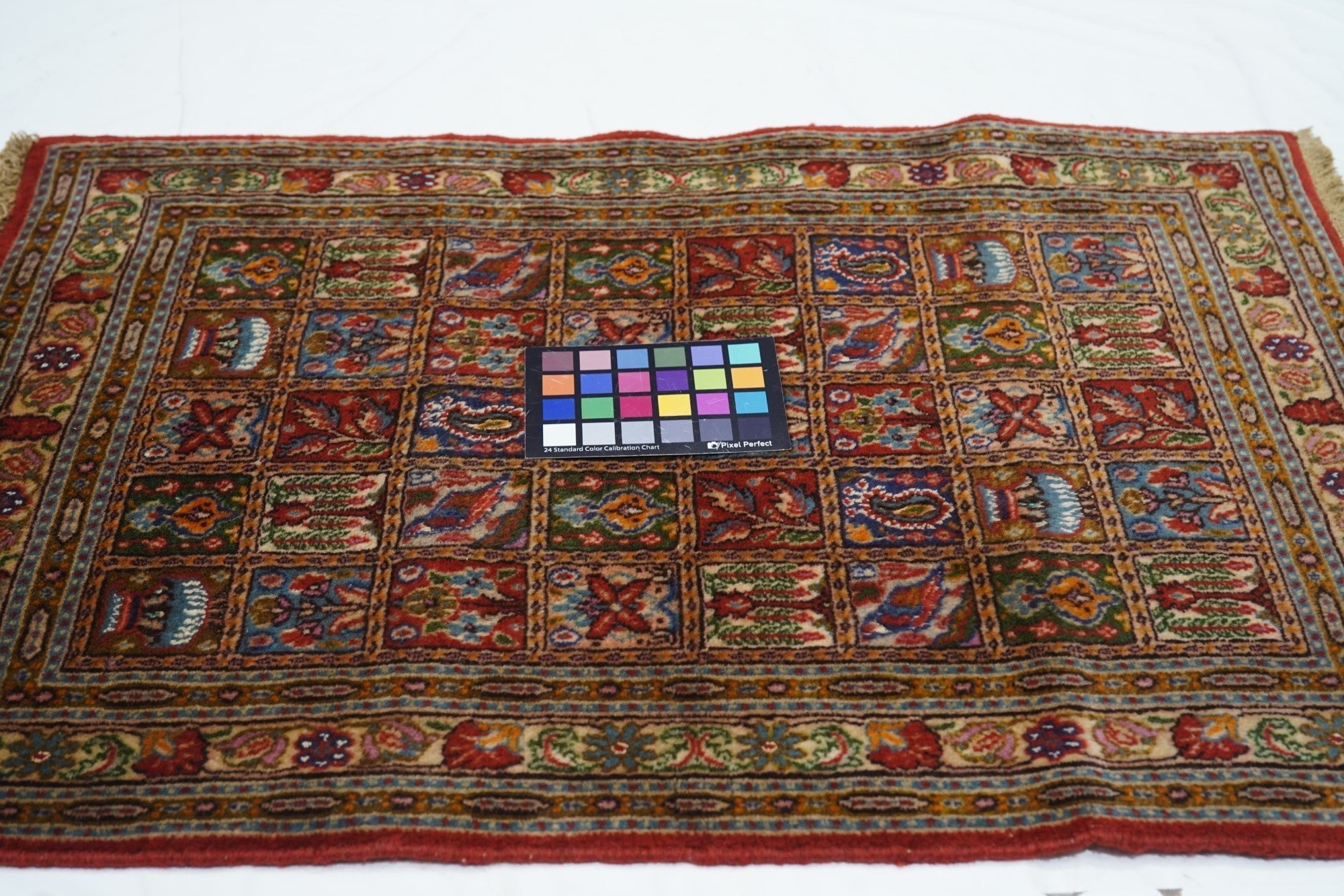 Fine Vintage Qum Rug 2'0" x 2'11''