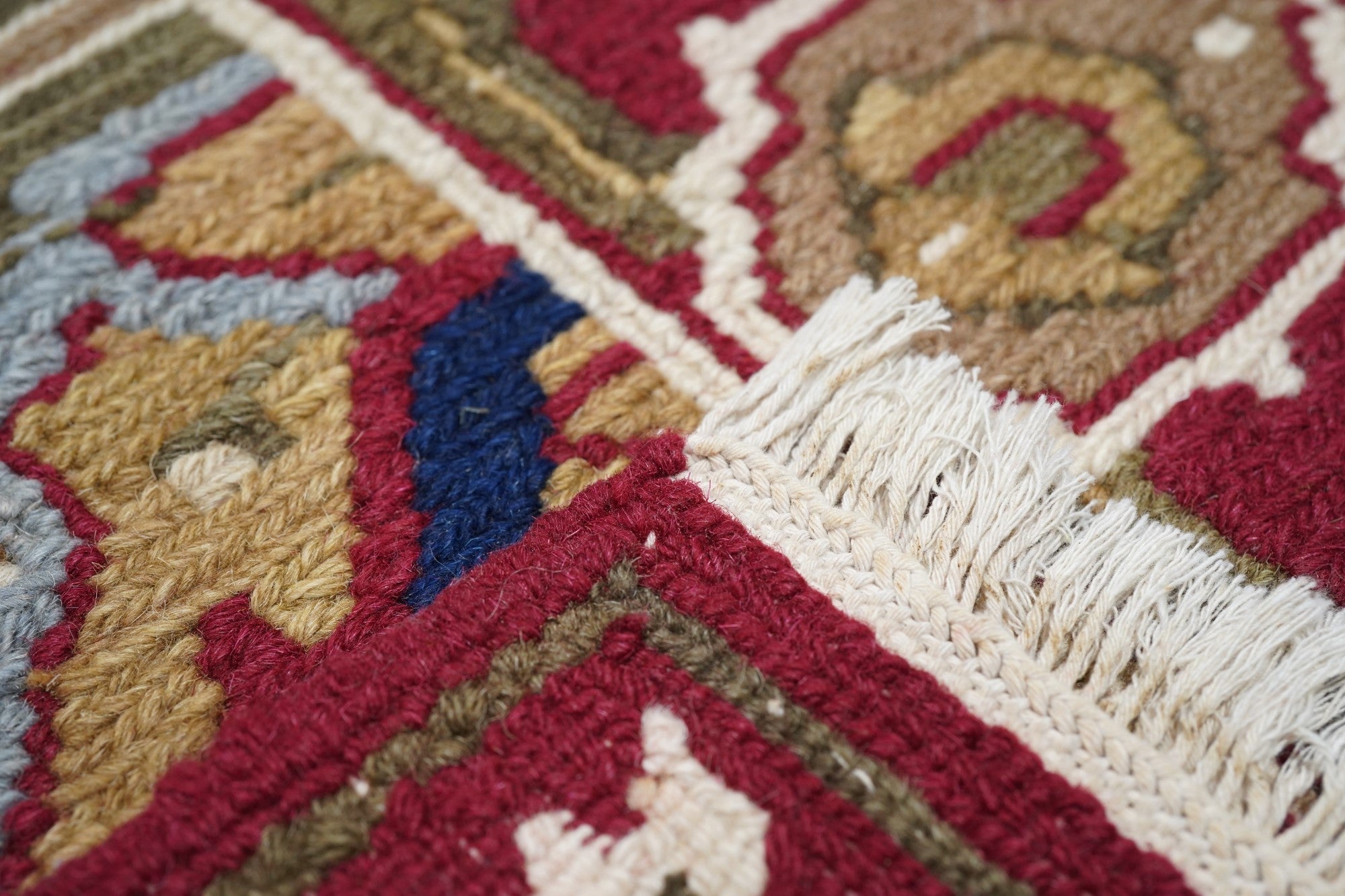Sumak Rug 3'2'' x 5'2''