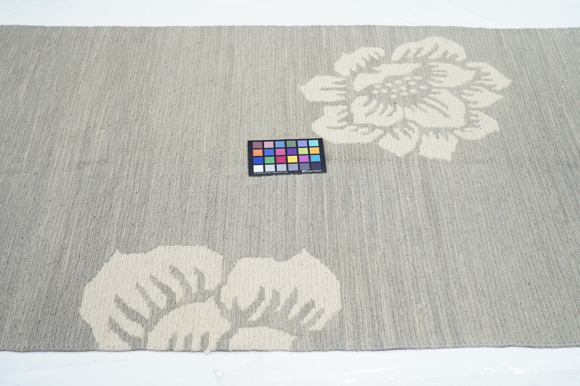 Sumak Rug 3'0" x 5'0"