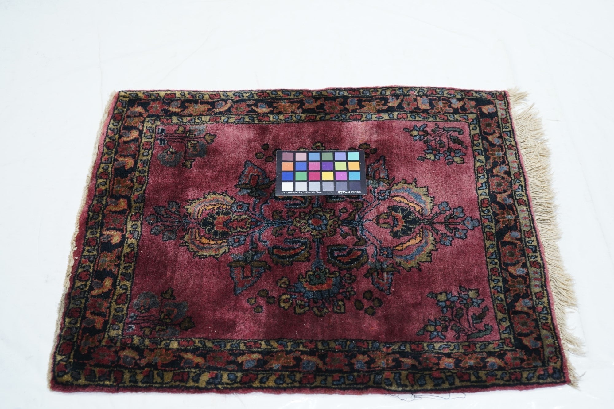 Antique Sarouk Rug 2'0" x 2'5''