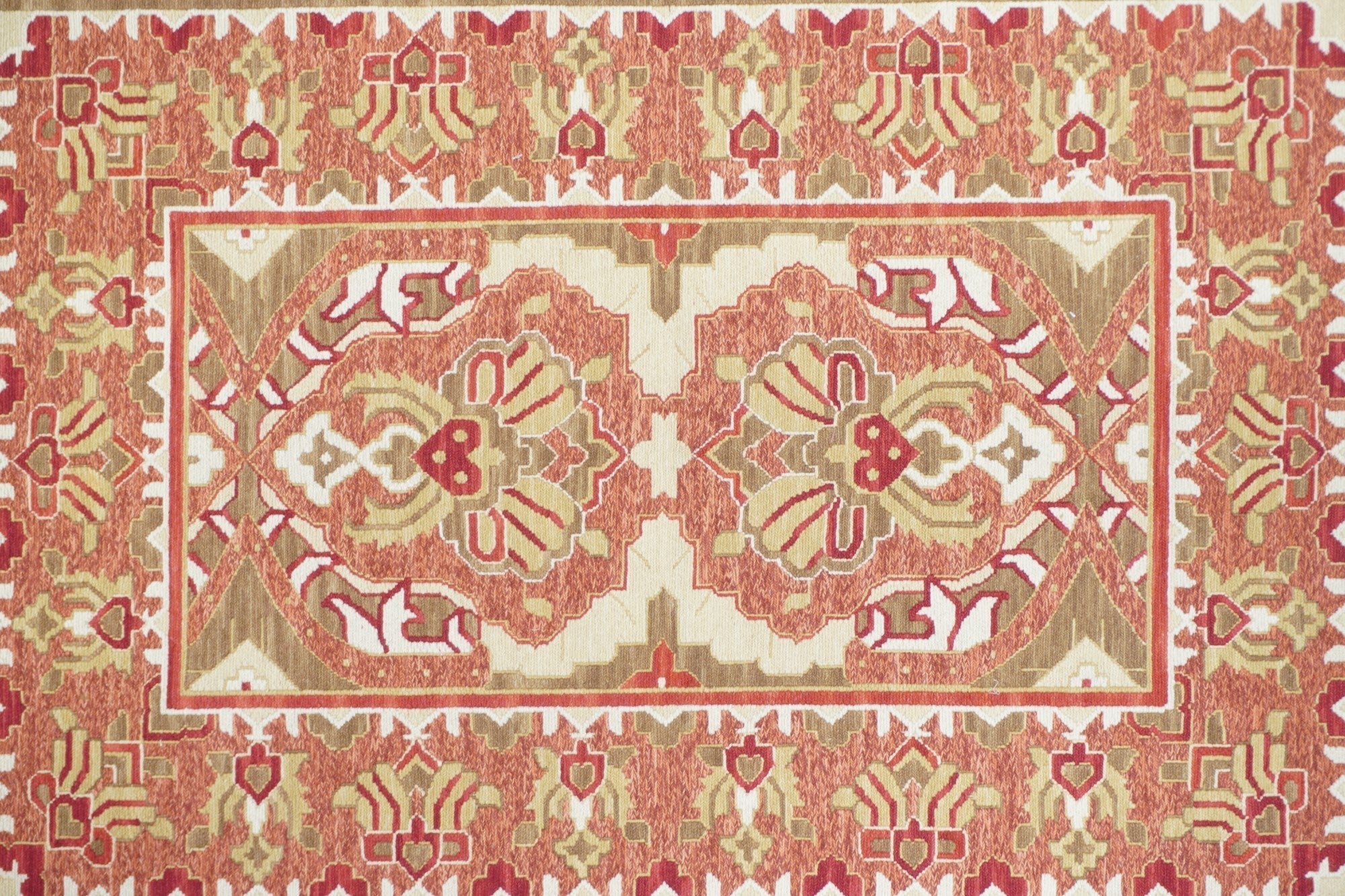 Sumak Rug 4'0" x 5'11''