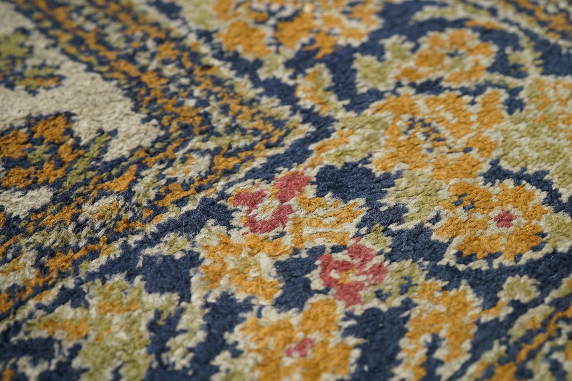 Vintage Belgium Rug 3'1'' x 4'2''