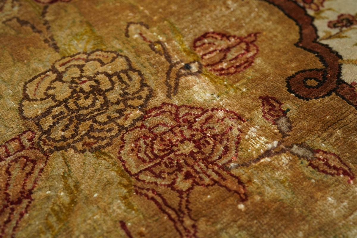 Extremely Fine  Tehran Wool & silk Rug 4'4'' x 7'4''