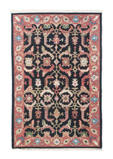 Sumak Rug 4'1'' x 6'1''