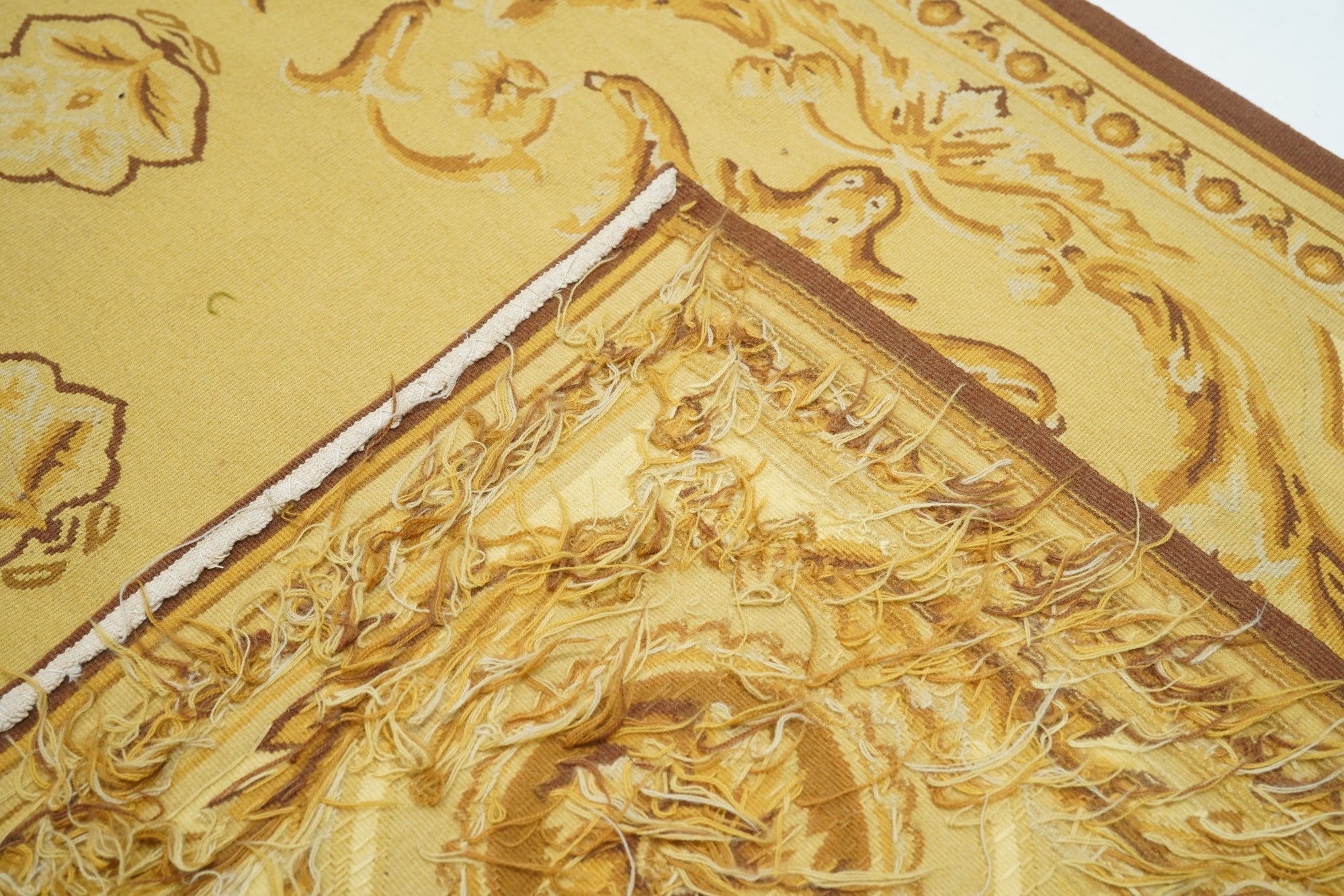 Aubusson Rug 4'0" x 6'0"