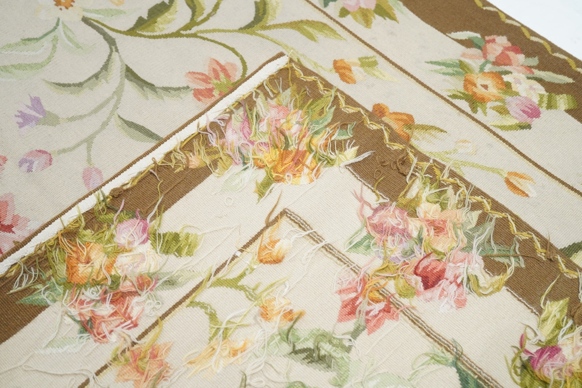 Aubusson Rug 4'0" x 6'0"