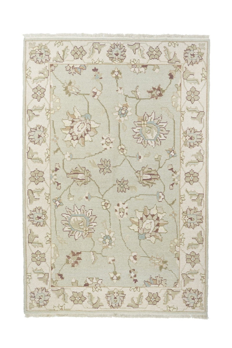 Sumak Rug 4'1'' x 6'1''