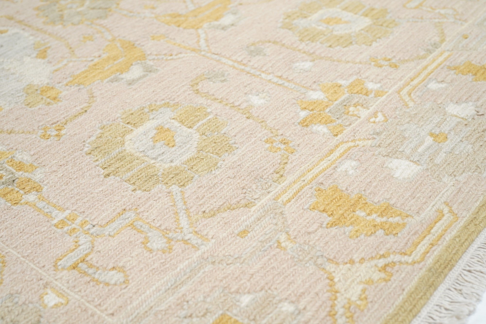 Sumak Rug 4'1'' x 6'1''