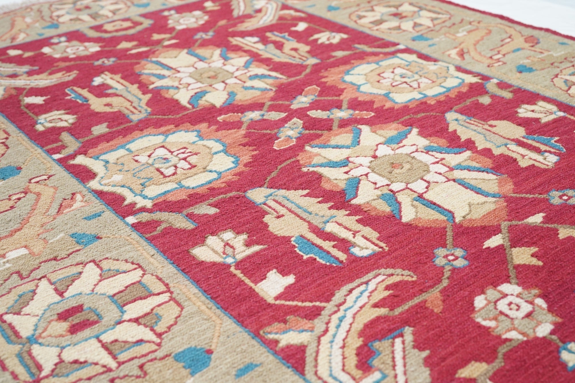 Sumak Rug 4'1'' x 6'1''