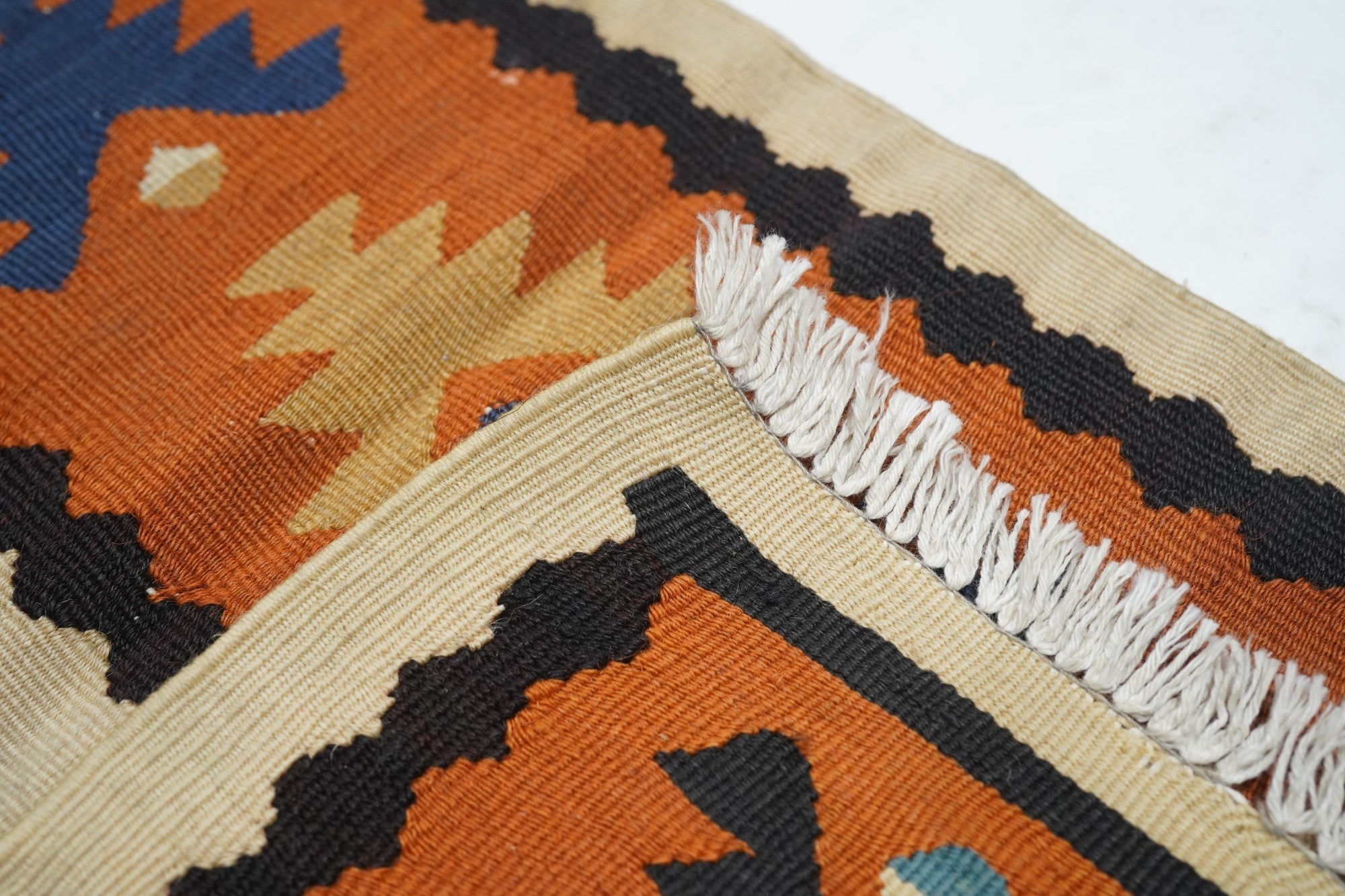 Vintage Kilim Rug 2'5" x 4'5"