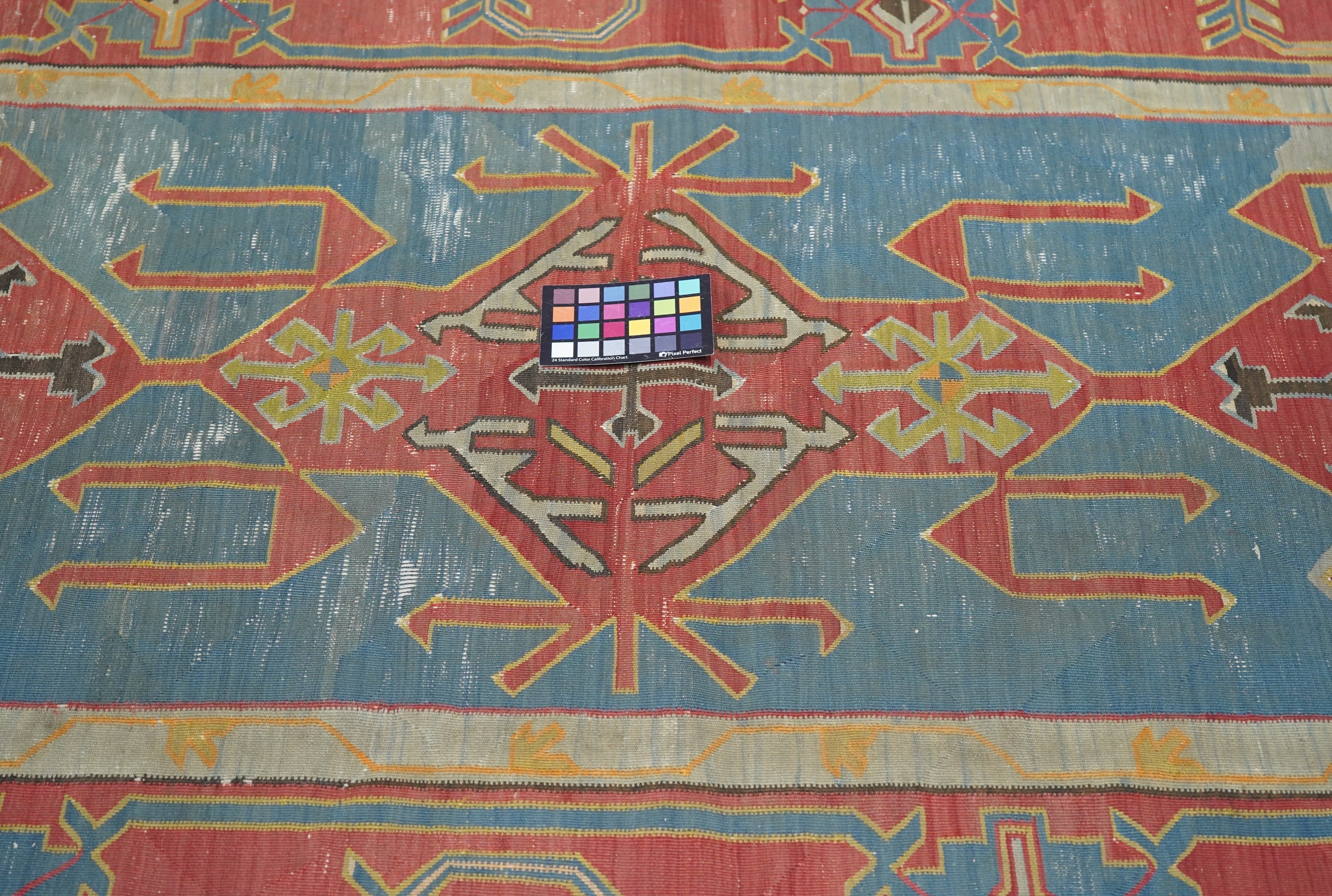 Antique Kilim Rug 4'9'' x 8'9''
